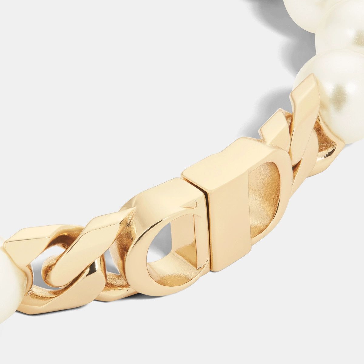 Dior o1bcso1str0126 Size: OS/Cd Pearls Bracelet in White Size ONE SIZE - 2 Thumbnail