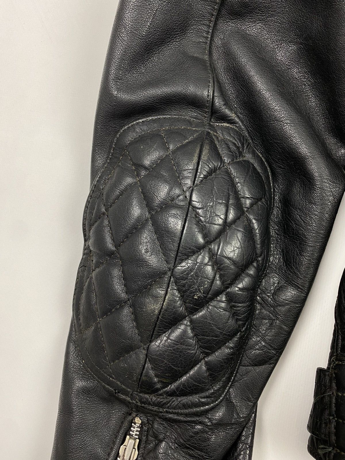 Vintage 1970s Vintage Distressed Kawasaki Heavy Leather Biker Jacket Size US M / EU 48-50 / 2 - 14 Thumbnail