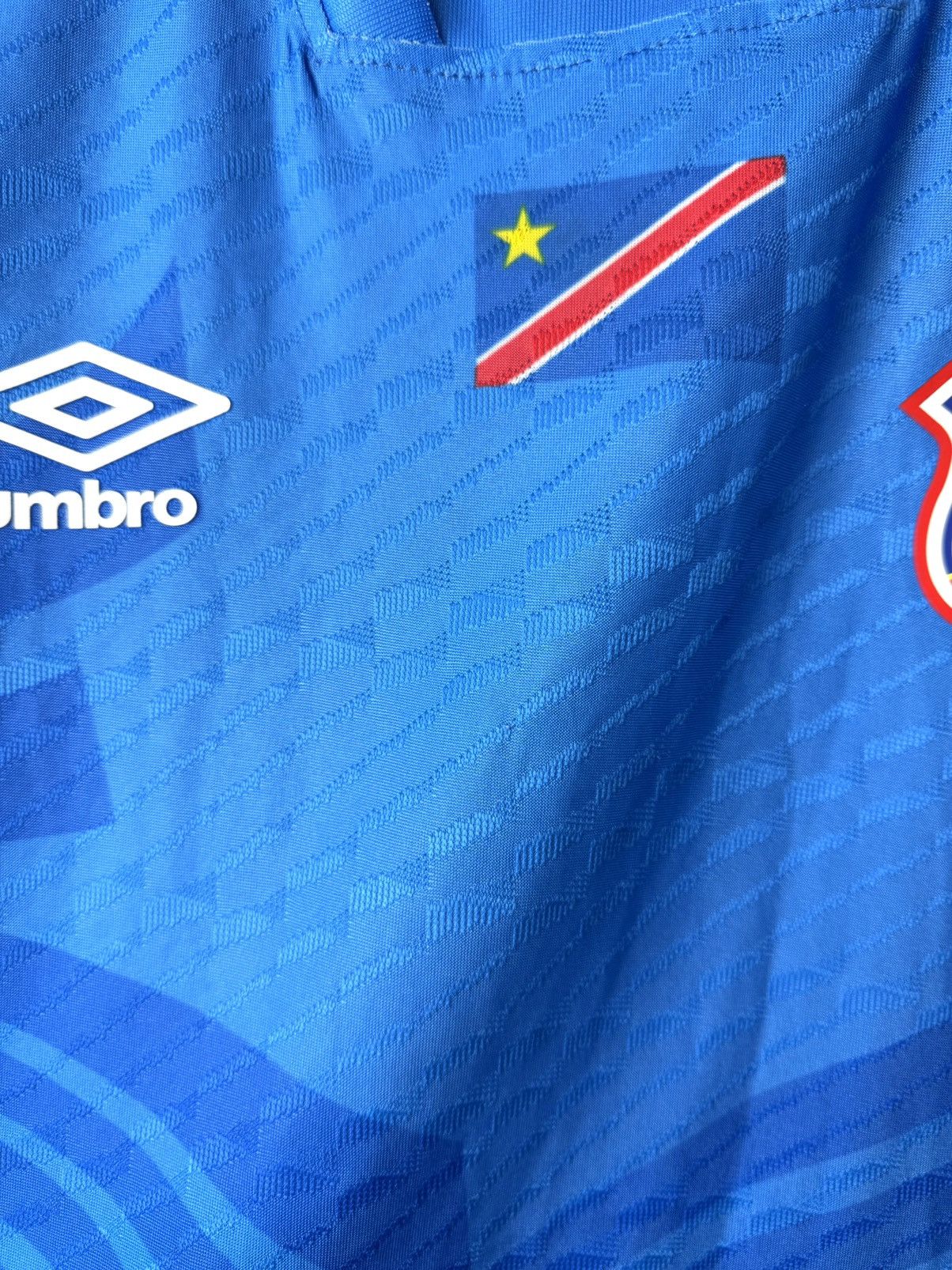 Umbro Vintage Umbro Congo Soccer Jersey T Shirt Football Size US M / EU 48-50 / 2 - 6 Thumbnail