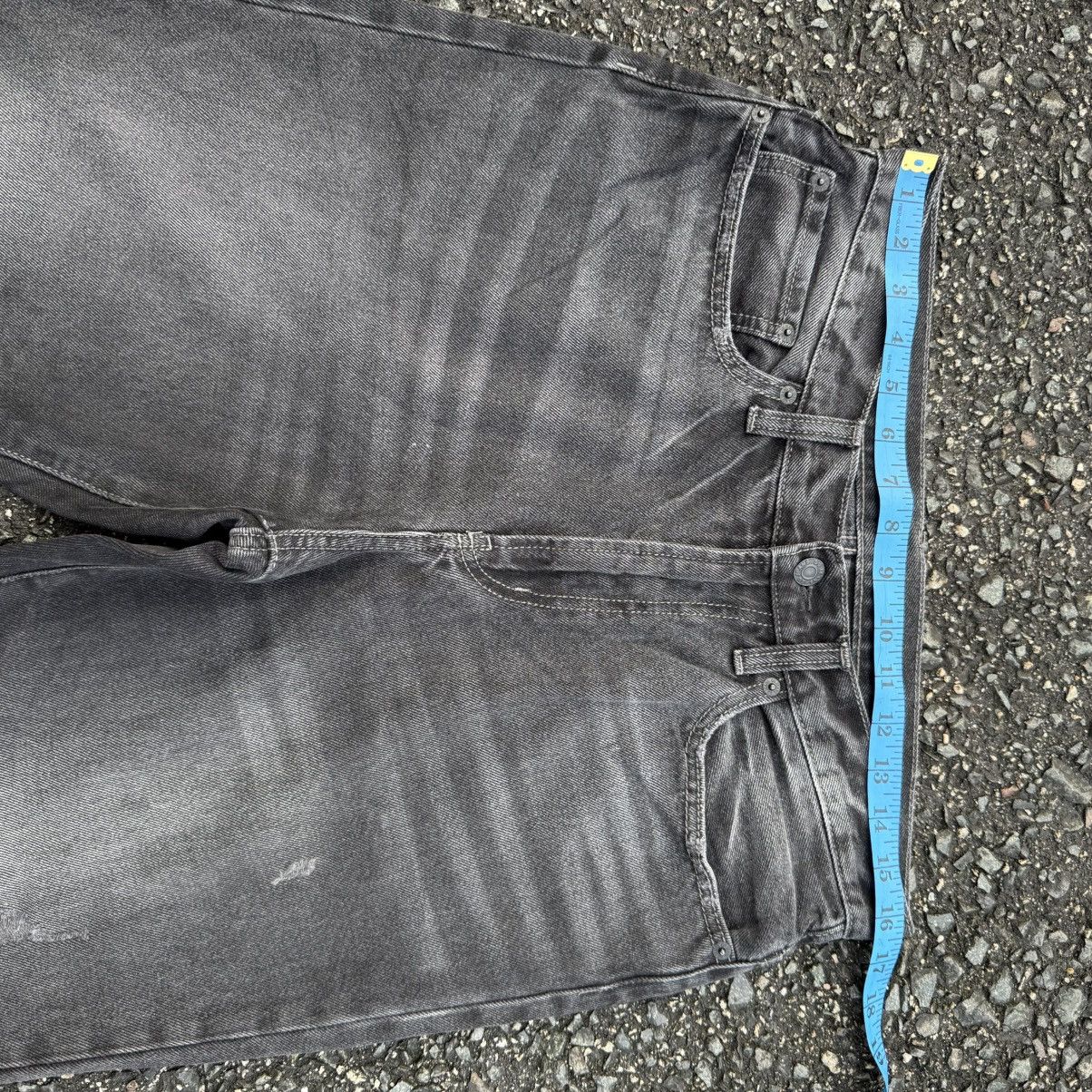 All Blacks W33 Vintage Gu black jean denim rippep pants Size US 33 - 6 Thumbnail