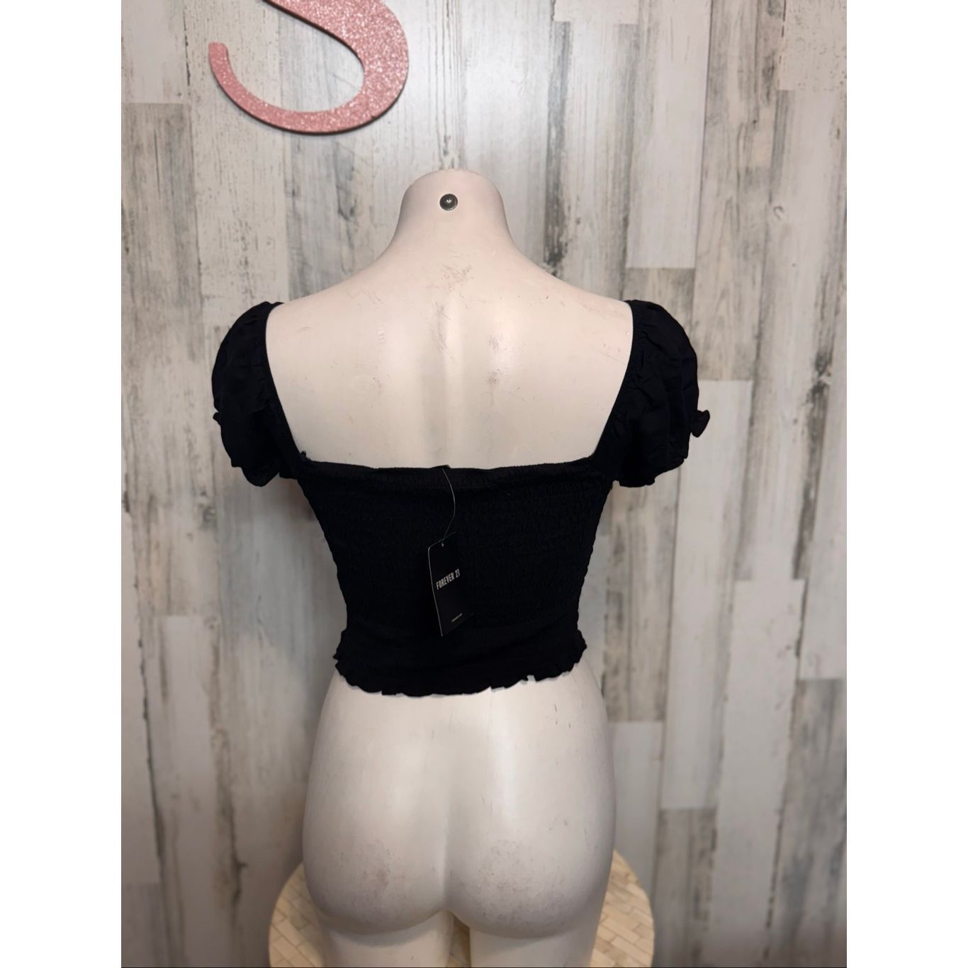 Forever 21 Forever 21 Black Puff Sleeve Smocked Crop Top – Size S Size S / US 4 / IT 40 - 4 Thumbnail