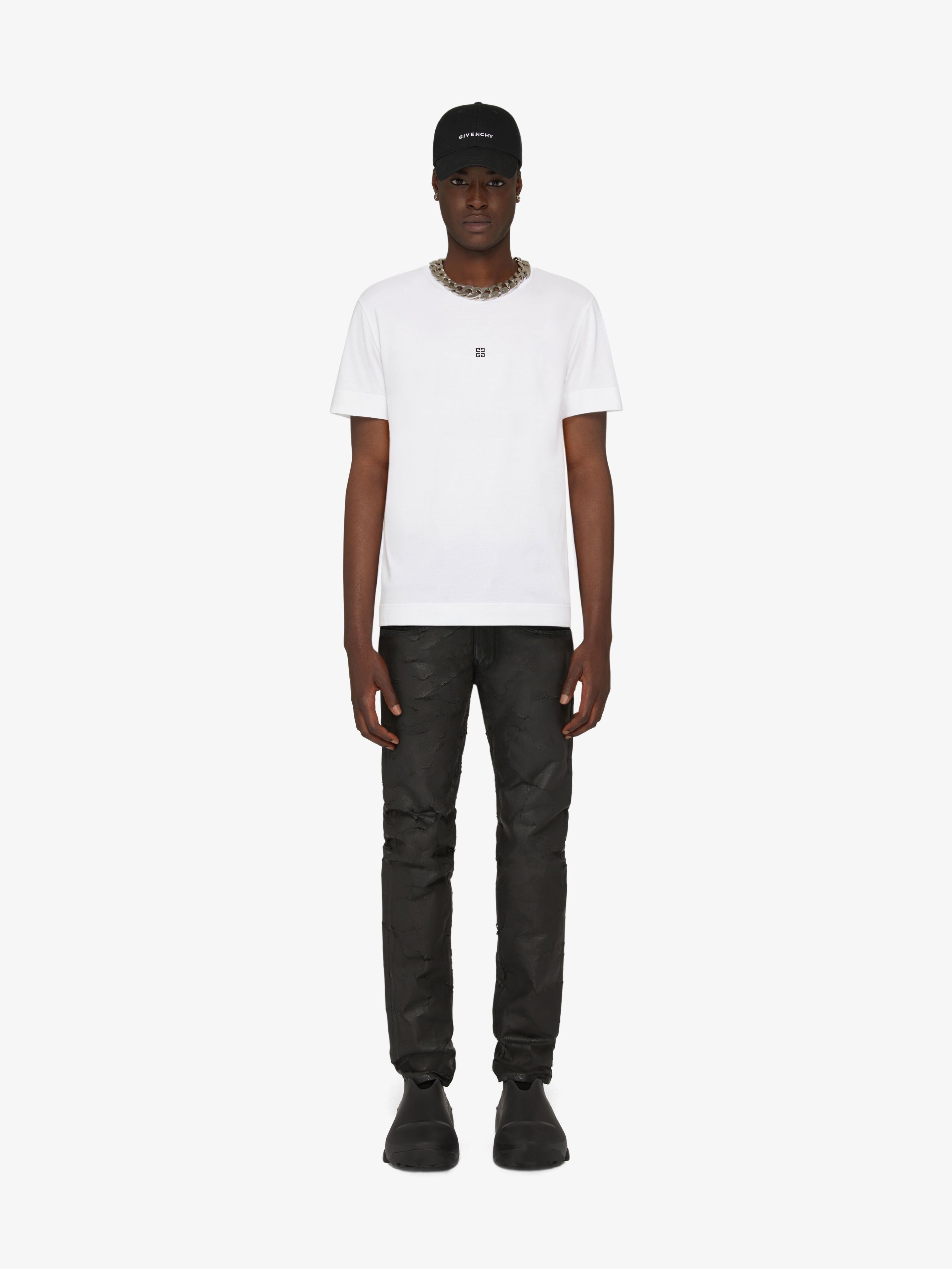 Givenchy o1w1db10426 Slim Fit T-Shirt in White Size US XS / EU 42 / 0 - 2 Thumbnail