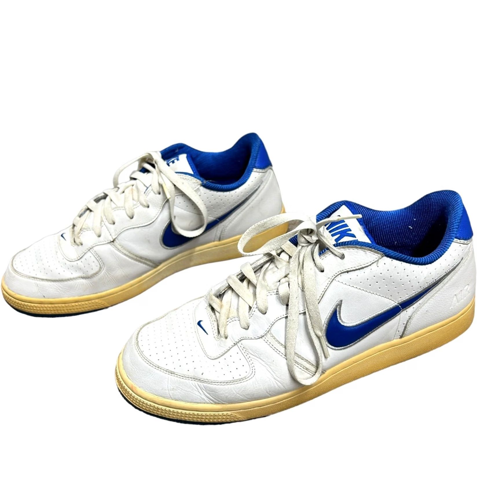 Nike Nike Air Zoom GT Sneaker Men 13 White Blue 2005 311191-141 Nike Air 2005 Casual Activewear Basketball Shoes Size US 13 / EU 46 - 2 Thumbnail