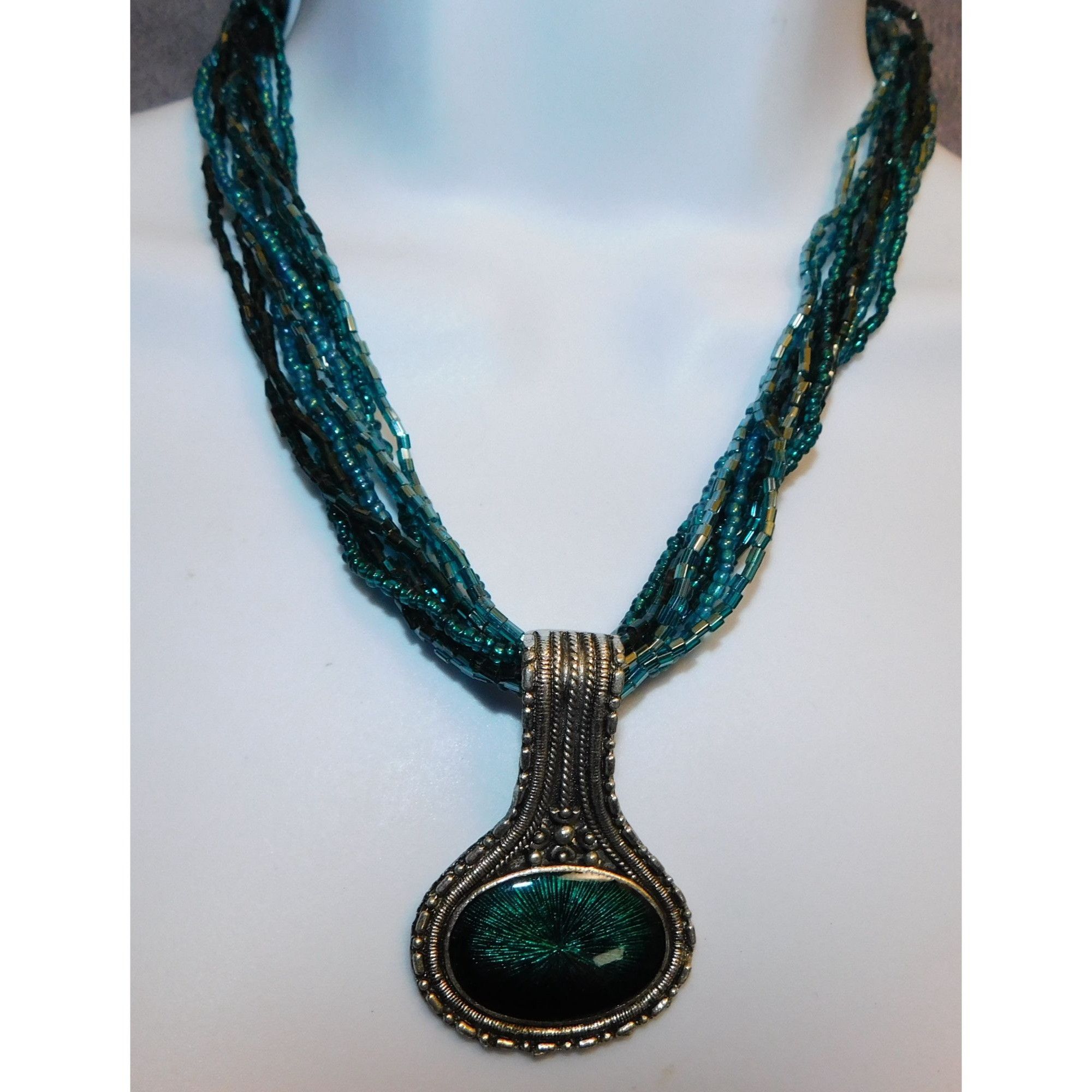 Other Mermaidcore Medallion Pendant Necklace With Glass Beads Size ONE SIZE - 3 Thumbnail