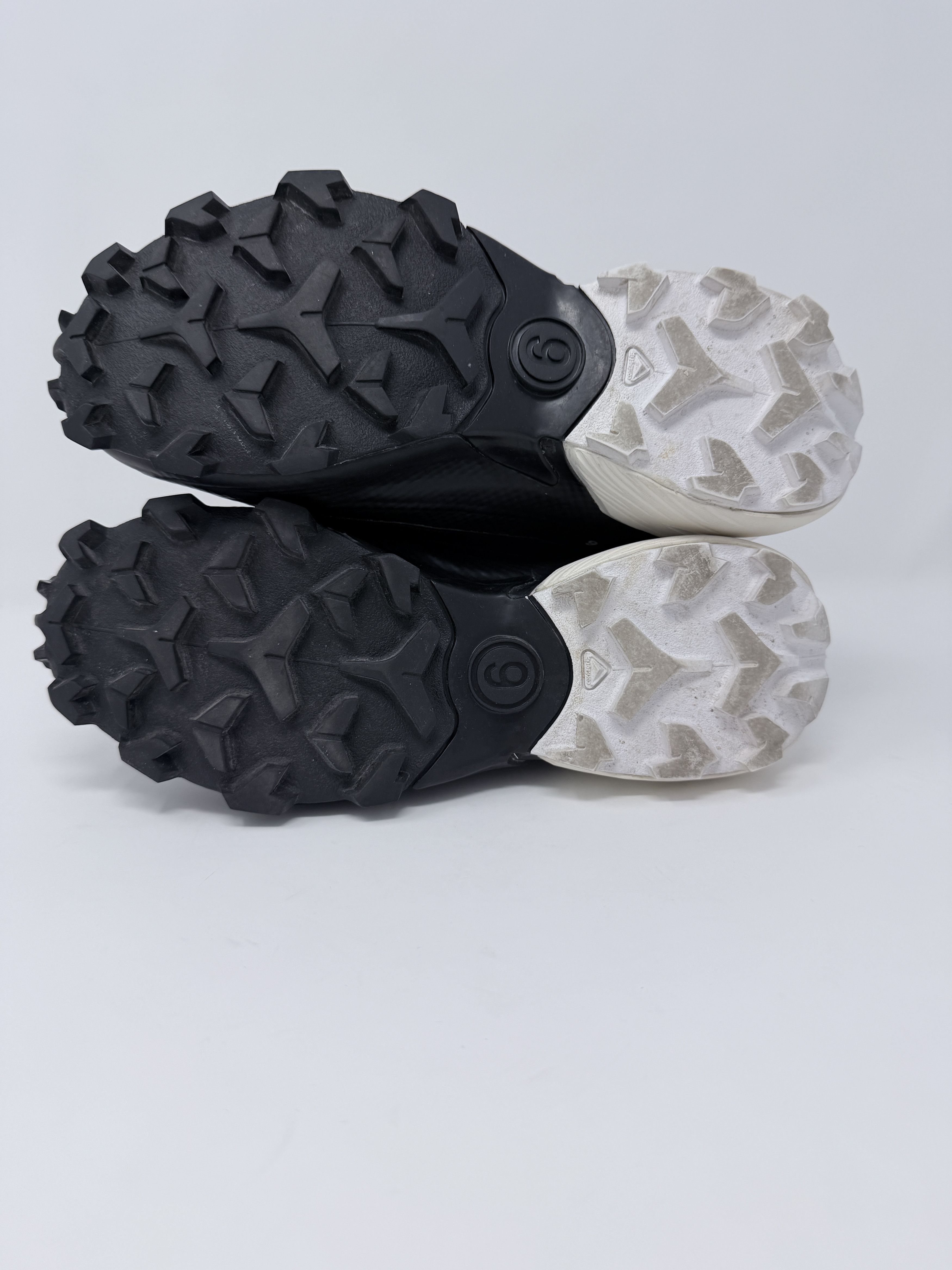 Maison Margiela × Salomon MM6 Maison Margiela Salomon Cross Low Black White Size US 5 / EU 37 - 8 Thumbnail