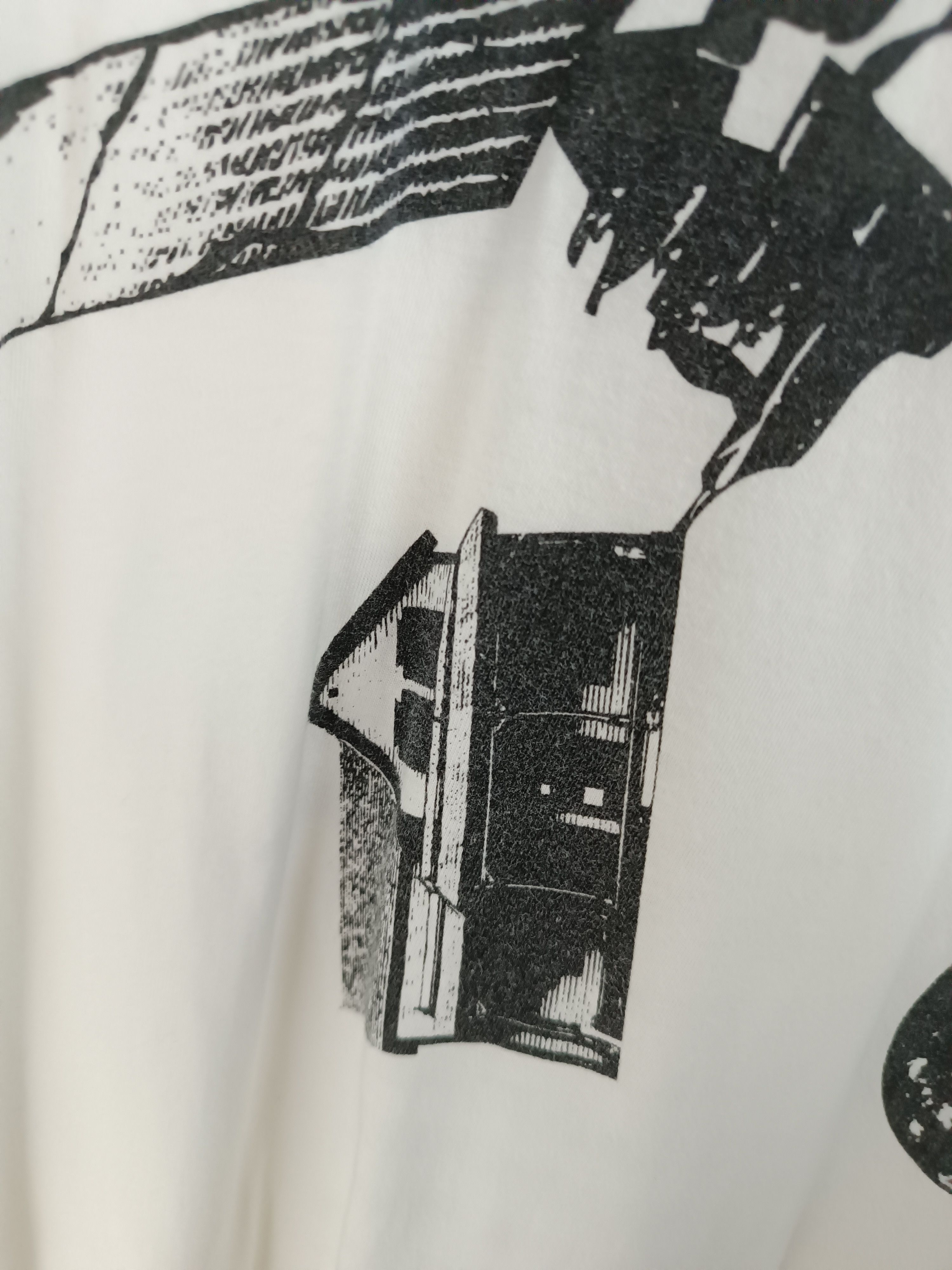Band Tees VINTAGE 2008 BUMP OF CHICKEN HOME SHIP EISEI TOUR TEE PUNK Size US M / EU 48-50 / 2 - 13 Thumbnail