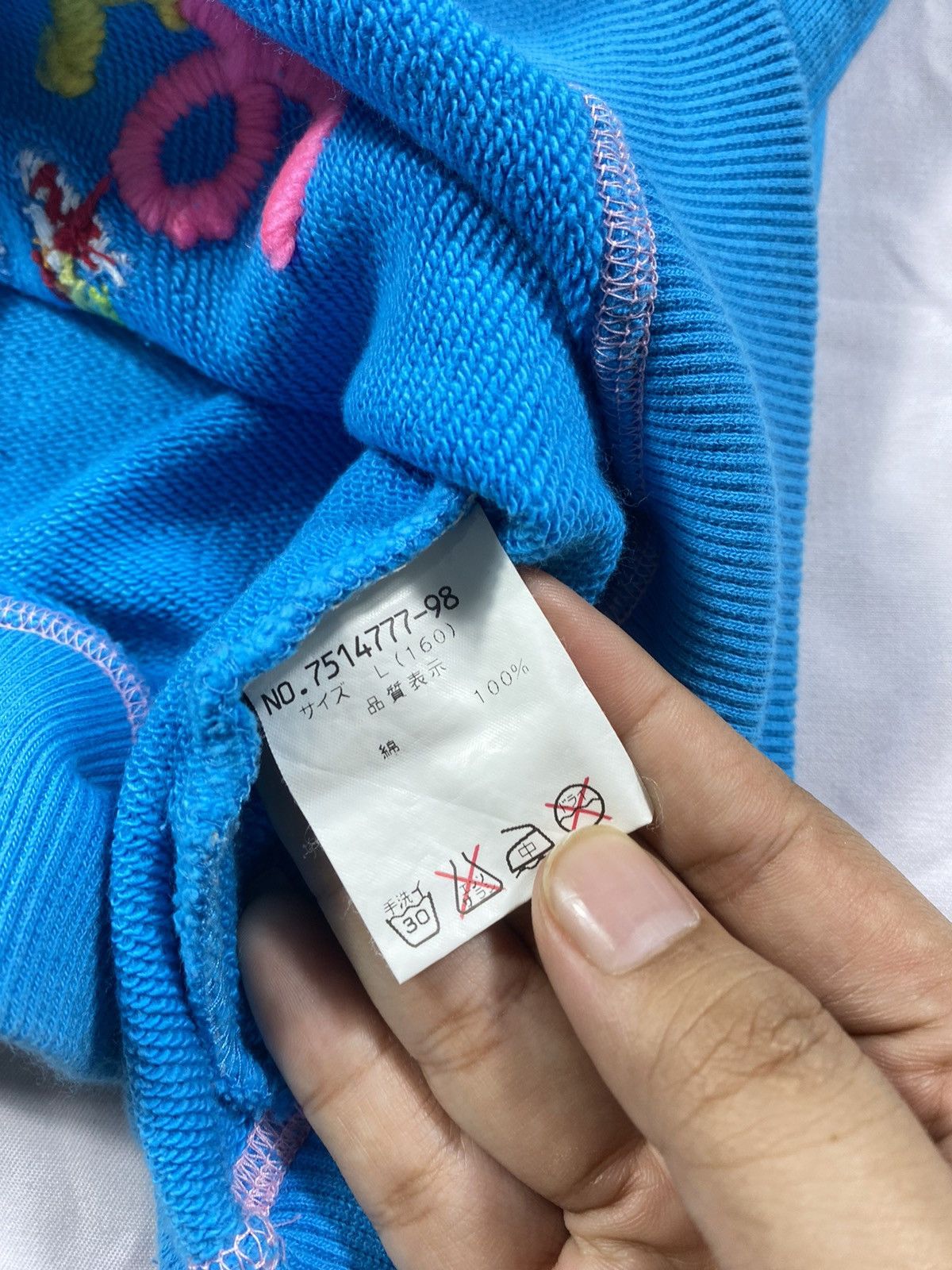 Angel Blue × Japanese Brand Japanese Pop Cute Angle Blue sweaters Size US L / EU 52-54 / 3 - 7 Thumbnail