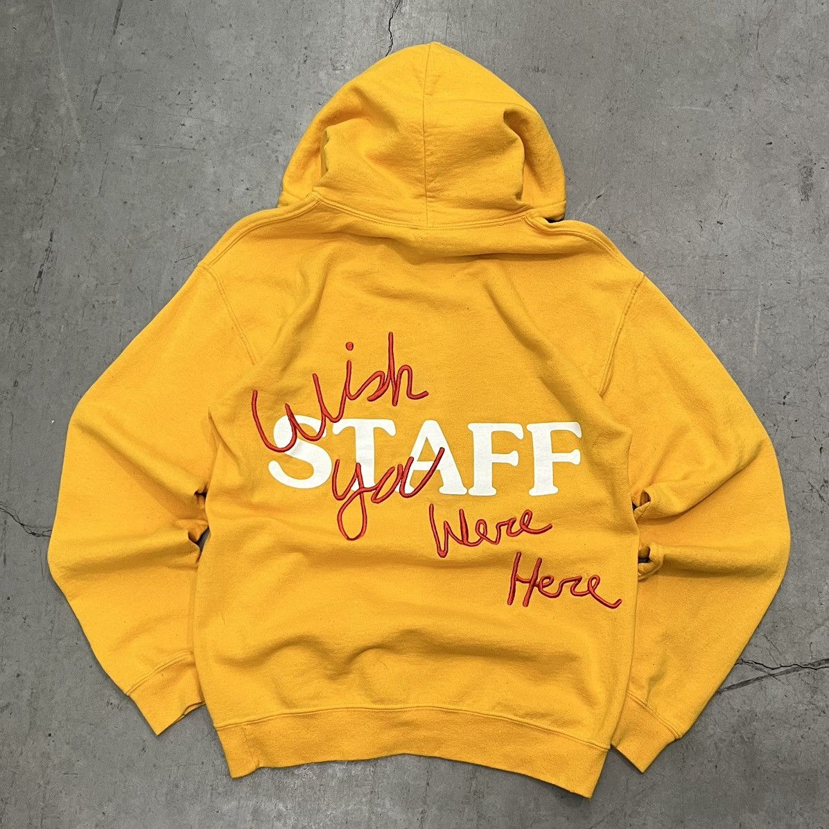 Travis Scott Astroworld Tour Staff Hoodie Size US S / EU 44-46 / 1 - 2 Thumbnail