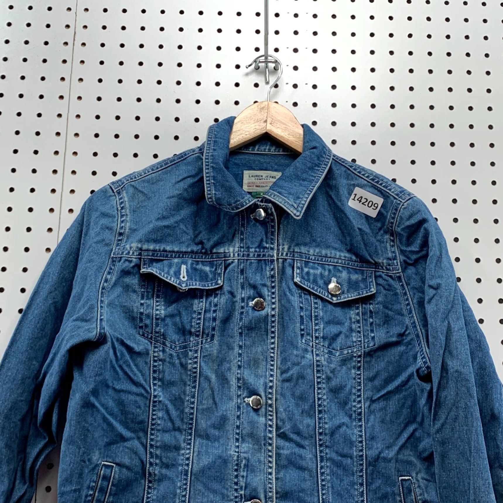 Ralph Lauren VINTAGE Lauren Ralph Lauren Denim Jacket Women's Small Blue Button-Down 90s Style Ladies Size S / US 4 / IT 40 - 2 Thumbnail