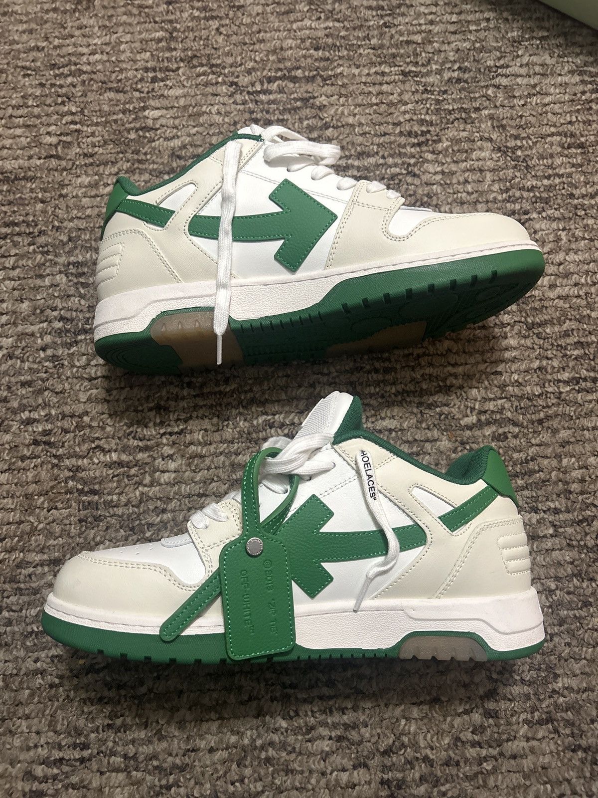 Off-White Off-White Out of Office Size US 10.5 / EU 43-44 - 2 Thumbnail