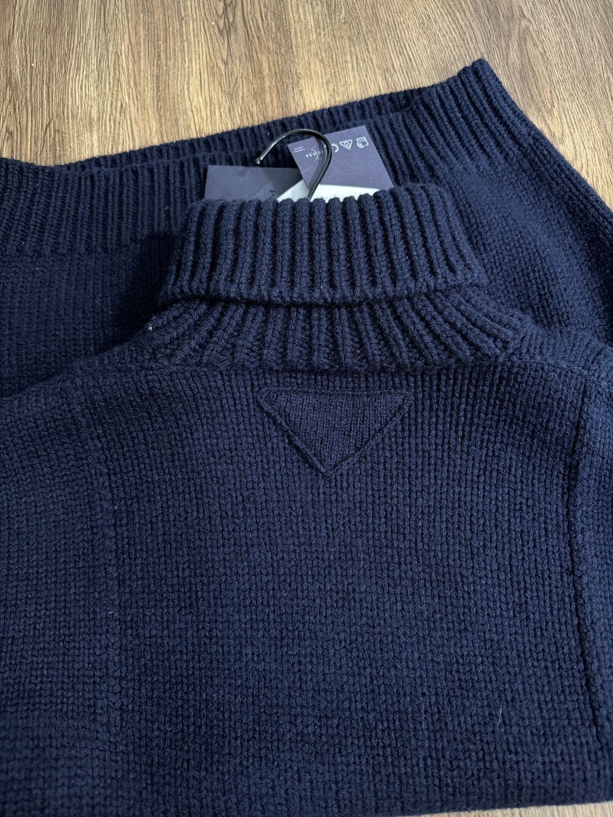Prada Prada Navy Wool Turtleneck Size US S / EU 44-46 / 1 - 5 Thumbnail