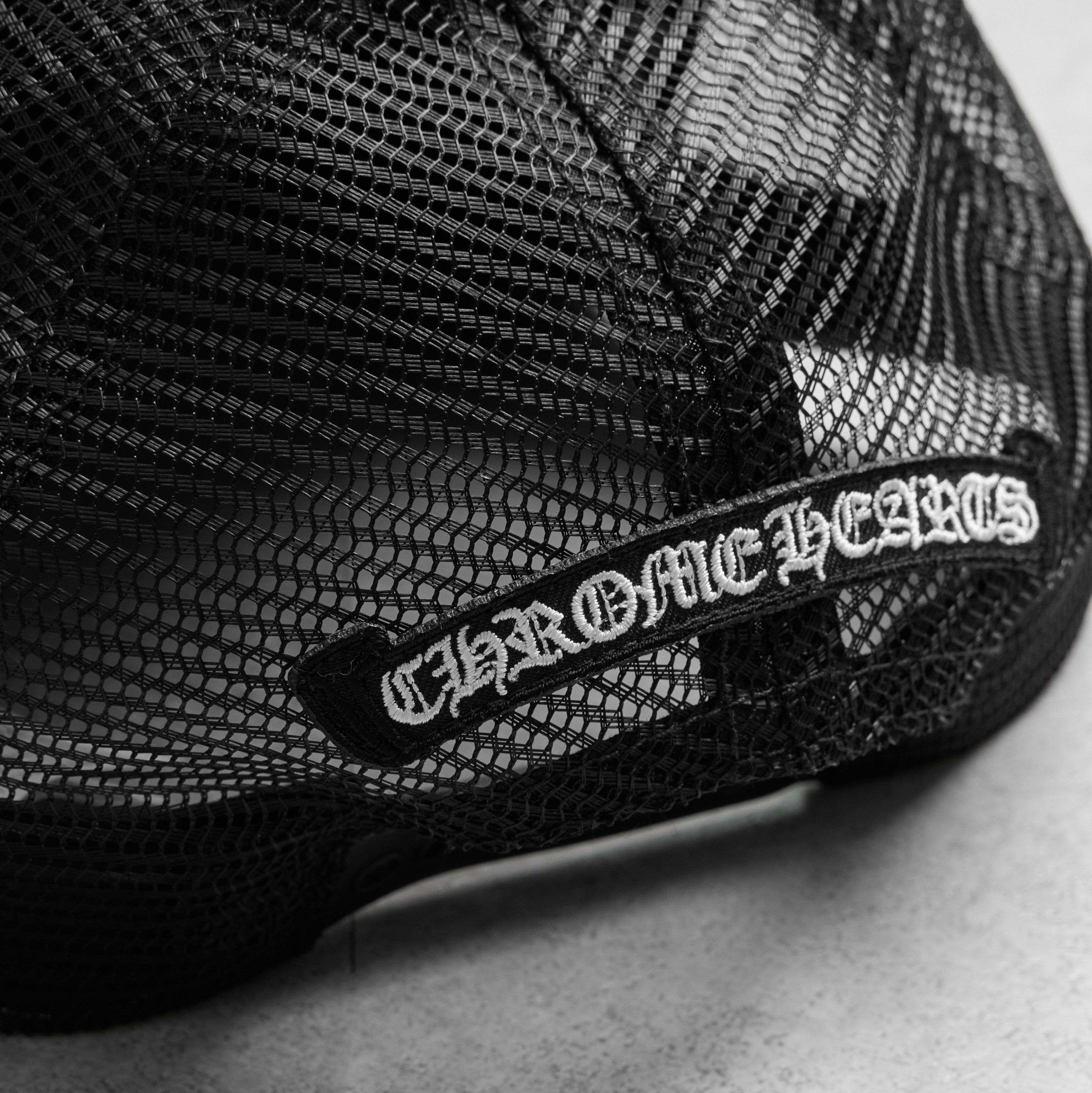 Chrome Hearts CHROME HEARTS Matty Boy Leather Chomper Lips Trucker Hat Size ONE SIZE - 3 Thumbnail