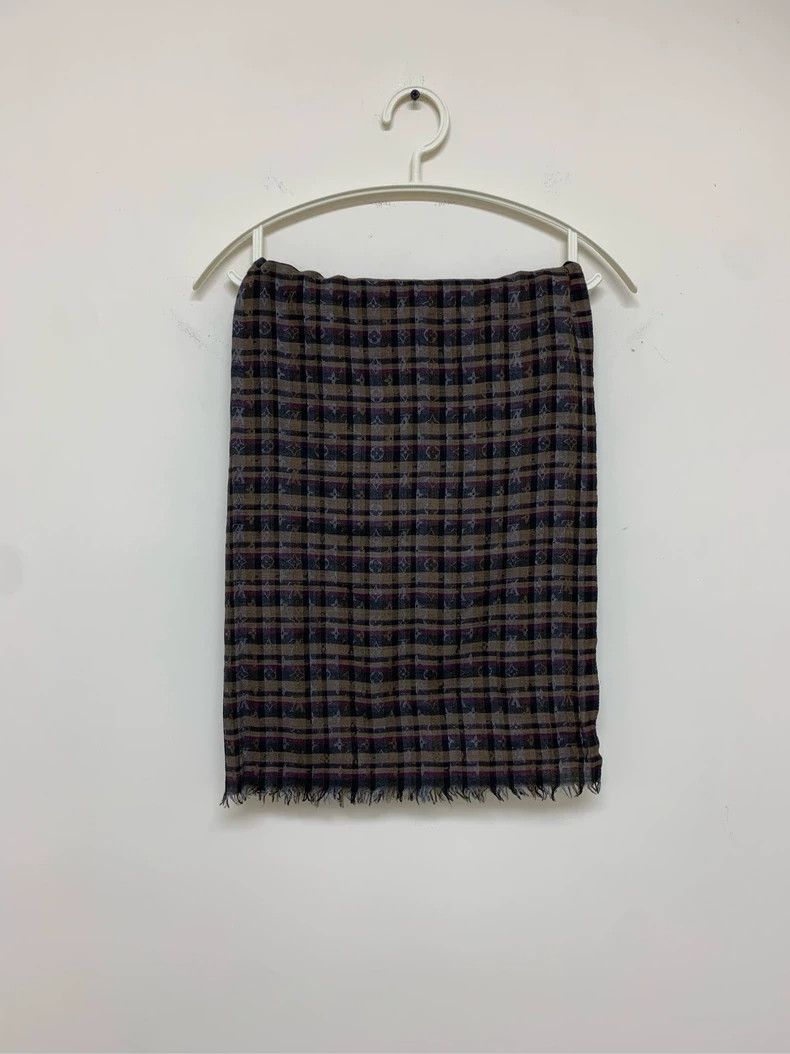 Louis Vuitton Louis Vuitton full of scarves 2501-Nextarrow Size ONE SIZE - 2 Thumbnail