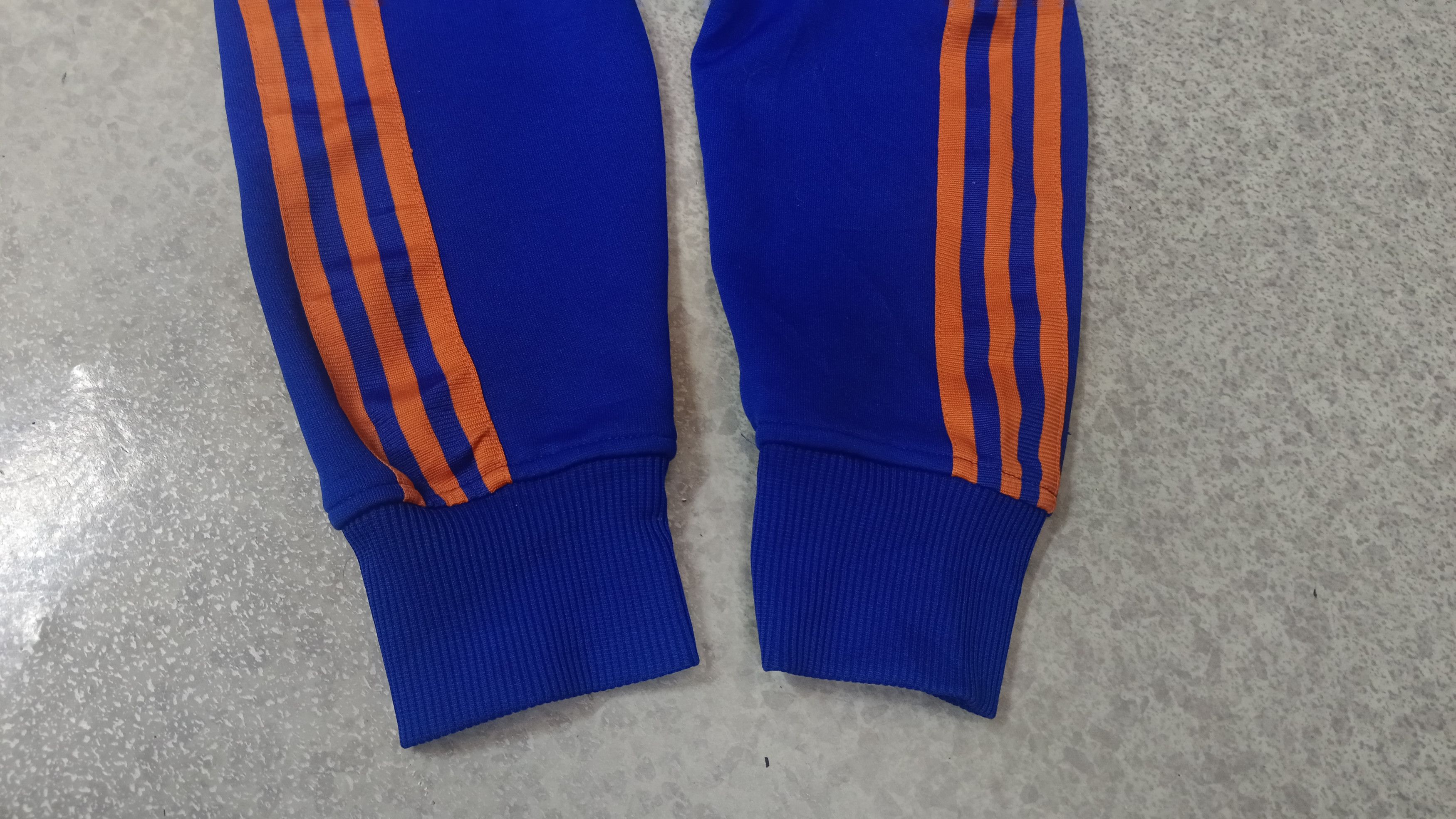 Adidas Adidas Vintage Hooded Taining Sweater Size US M / EU 48-50 / 2 - 6 Thumbnail