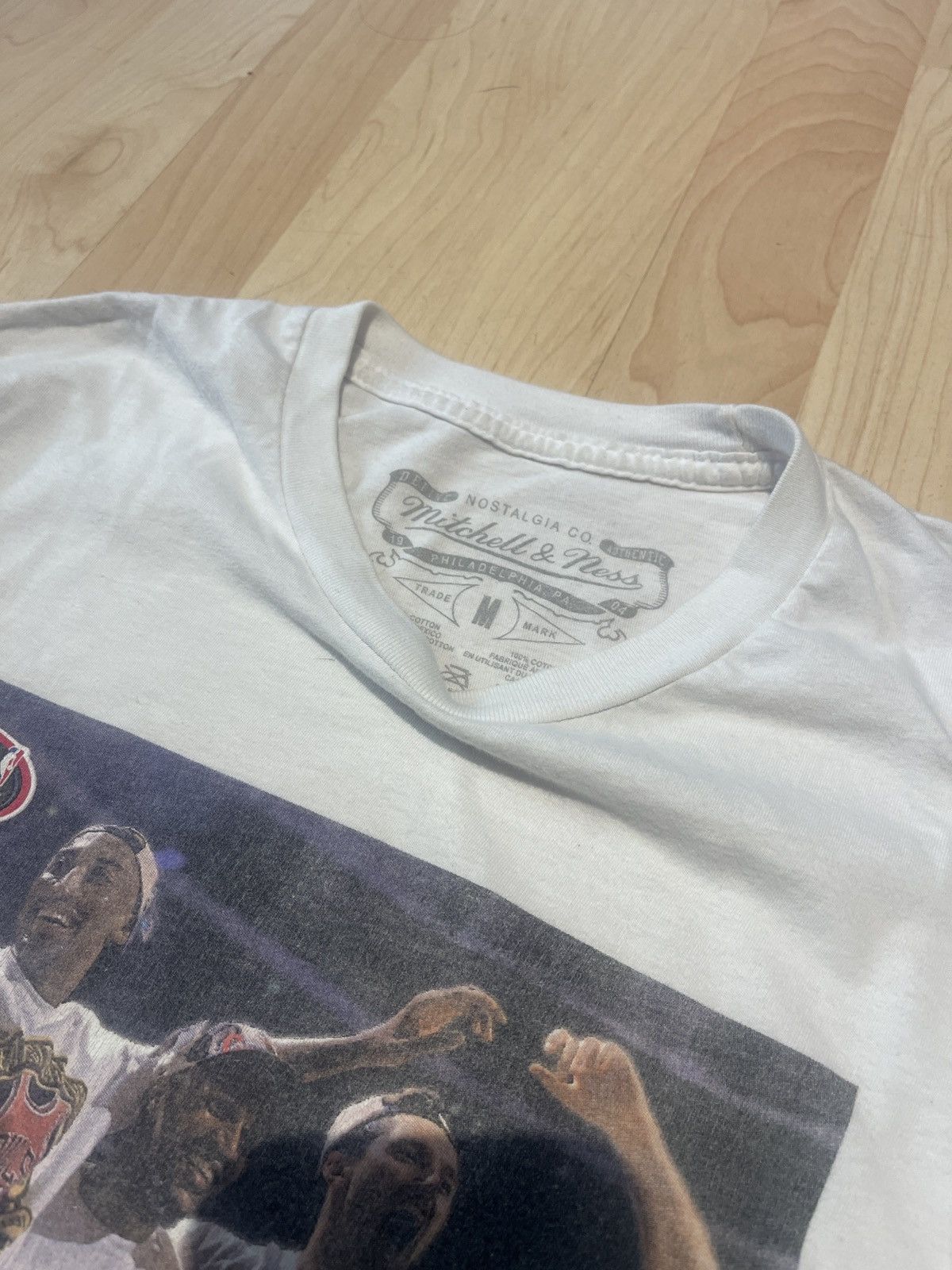 NBA × Vintage Vintage 90s Chicago bulls nba finals tshirt Size US M / EU 48-50 / 2 - 3 Thumbnail