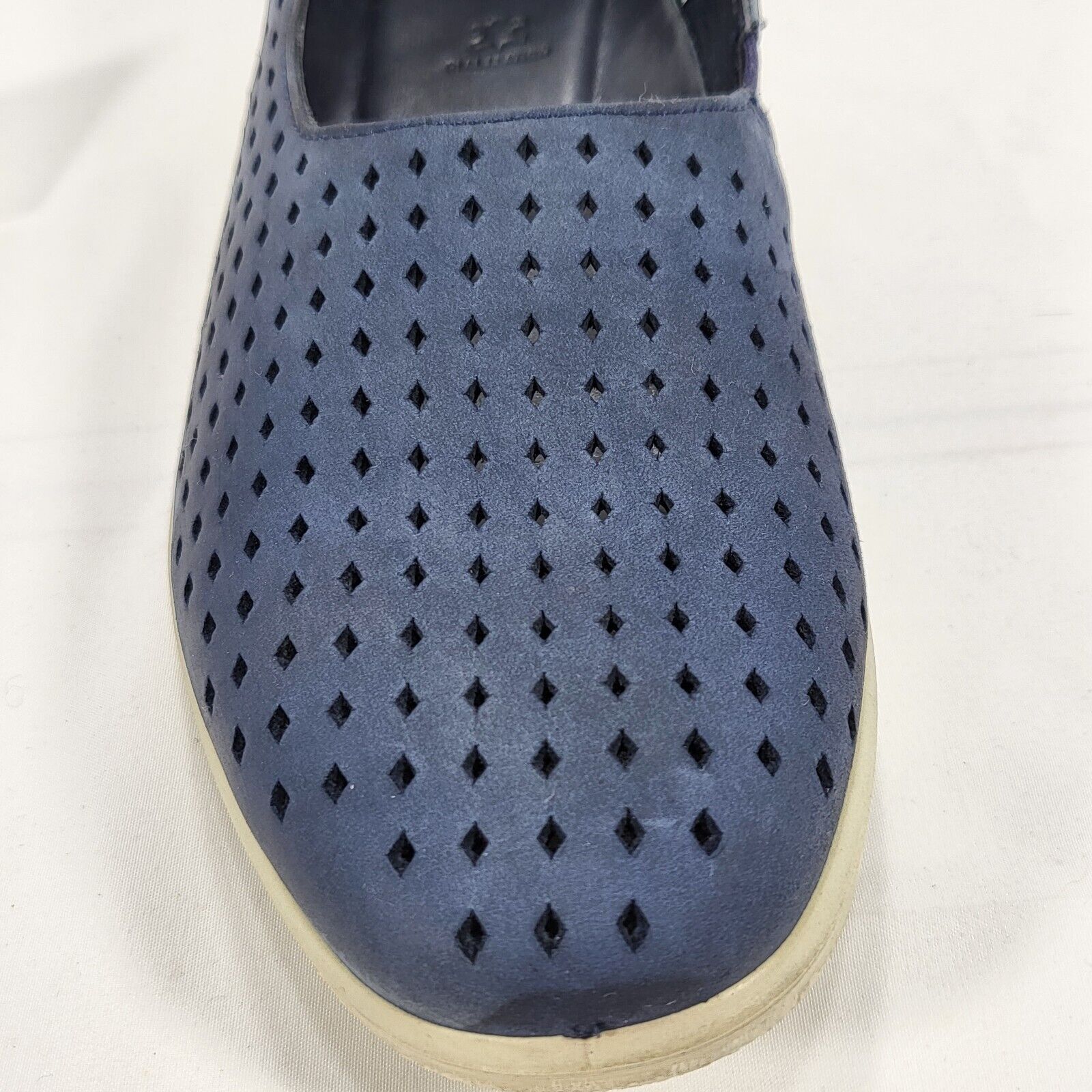 Ecco Ecco Suede Ballet Flat Womens Size 10.5 41 P2172331711202400 Size US 10.5 / IT 40.5 - 8 Thumbnail