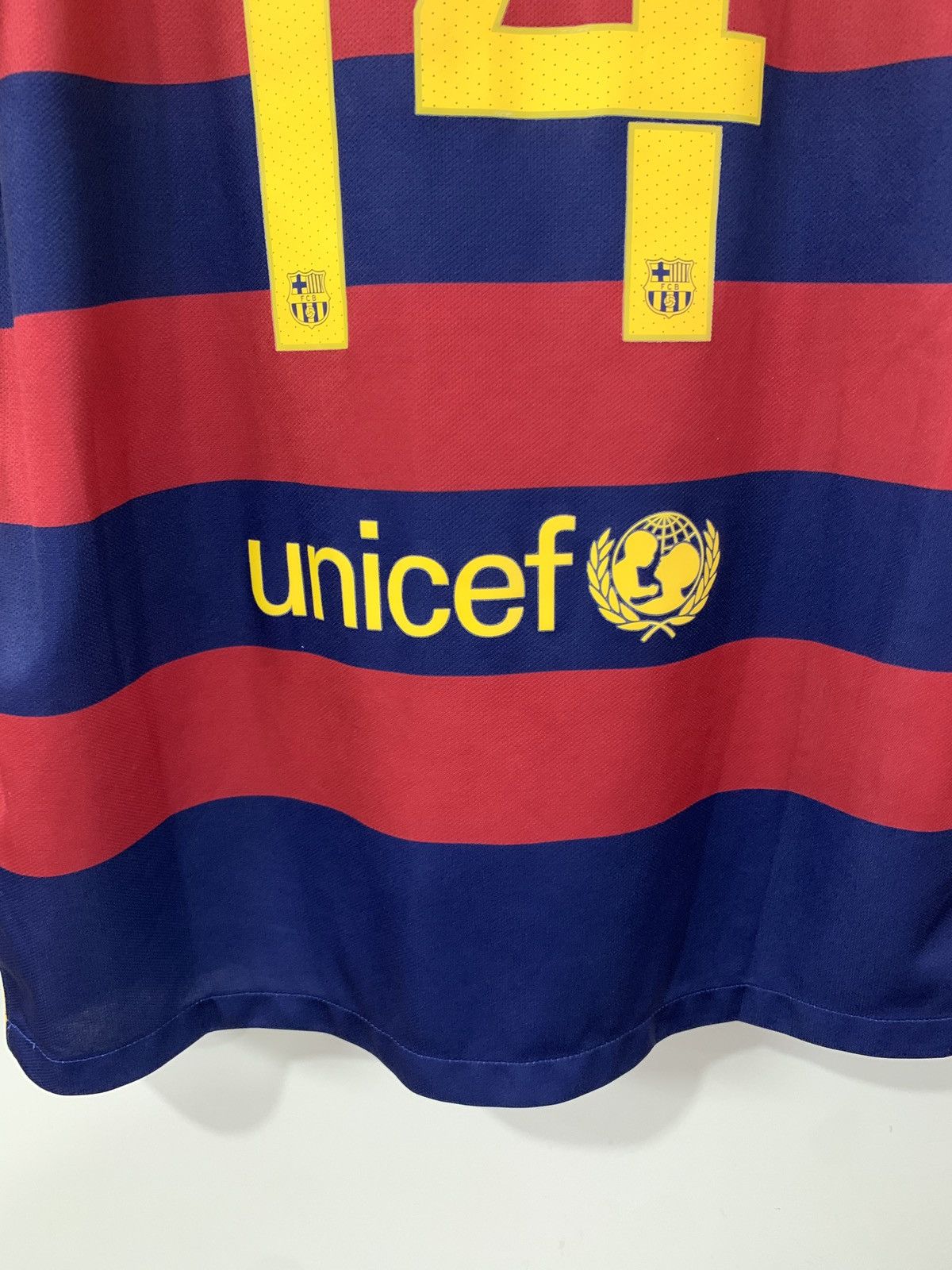 Nike Barcelona 2015 Home Football Shirt Nike Soccer Jersey #14 Size US M / EU 48-50 / 2 - 9 Thumbnail