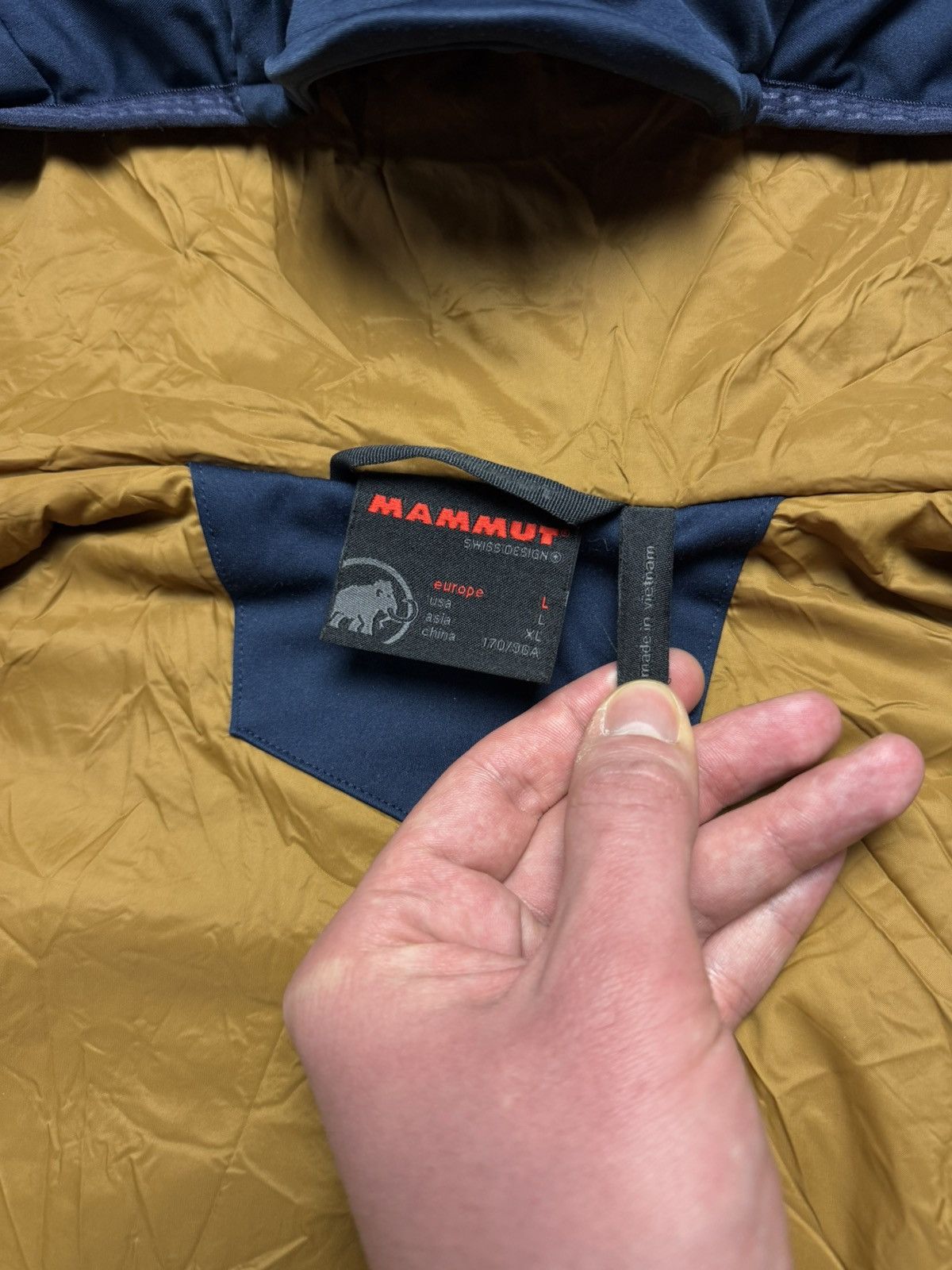 Mammut Mammut Women’s Jacket Rain Coat Micro Puffer Gorpcore Style Size L / US 10 / IT 46 - 12 Thumbnail