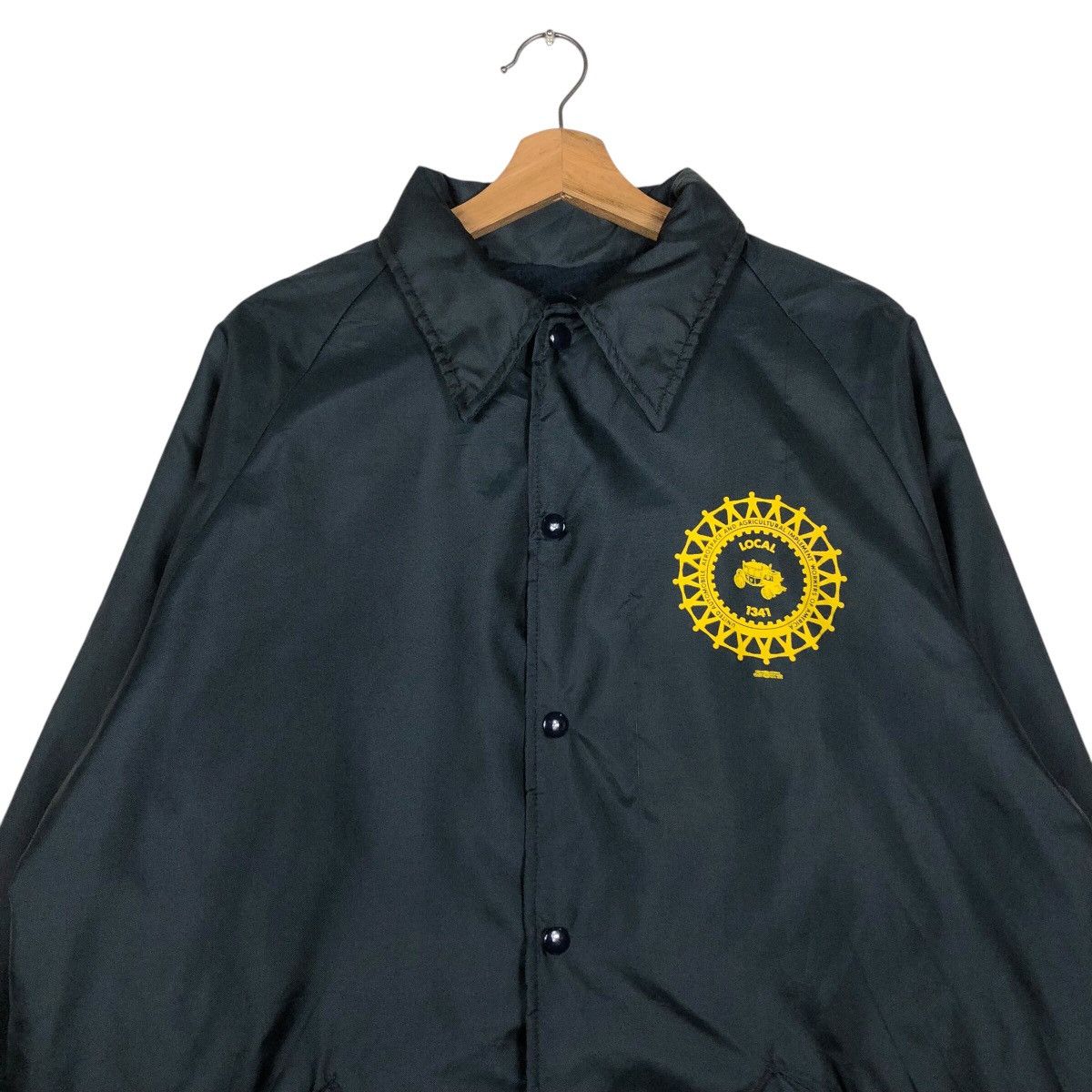 Japanese Brand 📌Vintage Light Jacket Button Tecumseh Michigan Big Logo Size US M / EU 48-50 / 2 - 9 Thumbnail