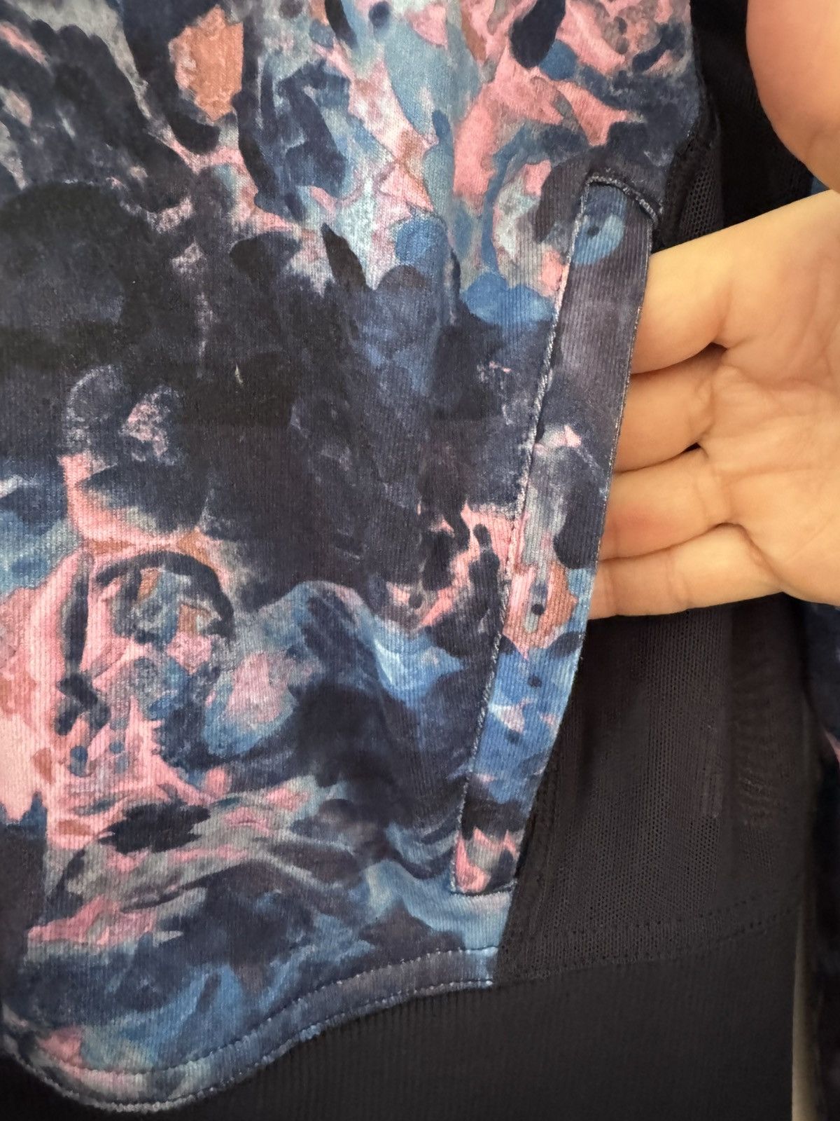 Lululemon Lululemon Blue Pink Floral Sheer Mesh back Jacket Sz.6 Size M / US 6-8 / IT 42-44 - 9 Thumbnail