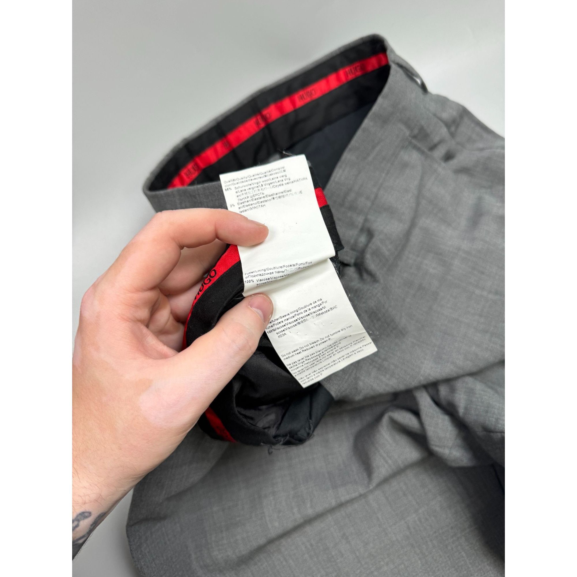 Hugo Boss Hugo Boss Two Piece Wool Suit (Y1282) Size 42L - 19 Thumbnail