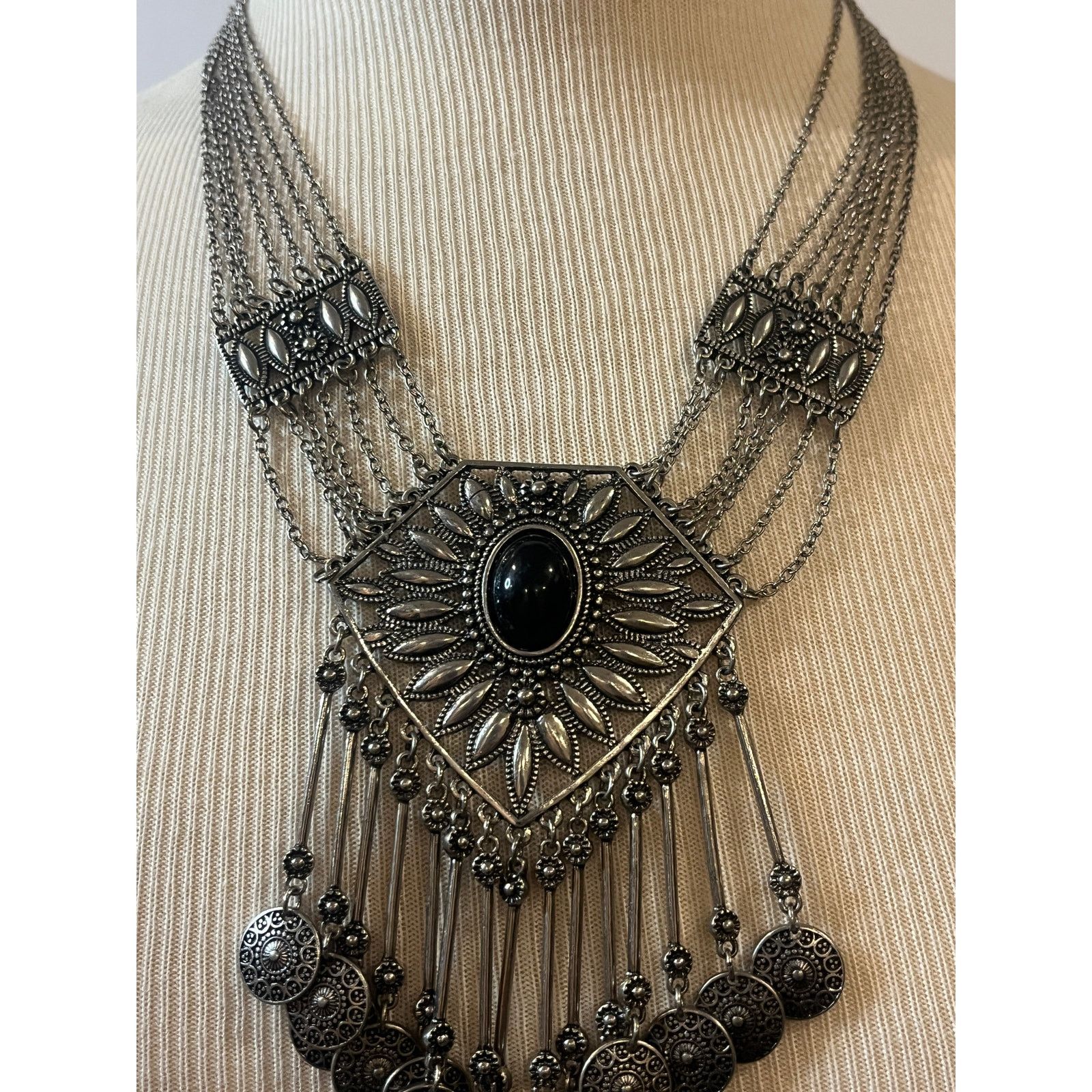 Other Vintage Silver Beaded and Faux Black Onyx Bib Necklace Size ONE SIZE - 3 Thumbnail