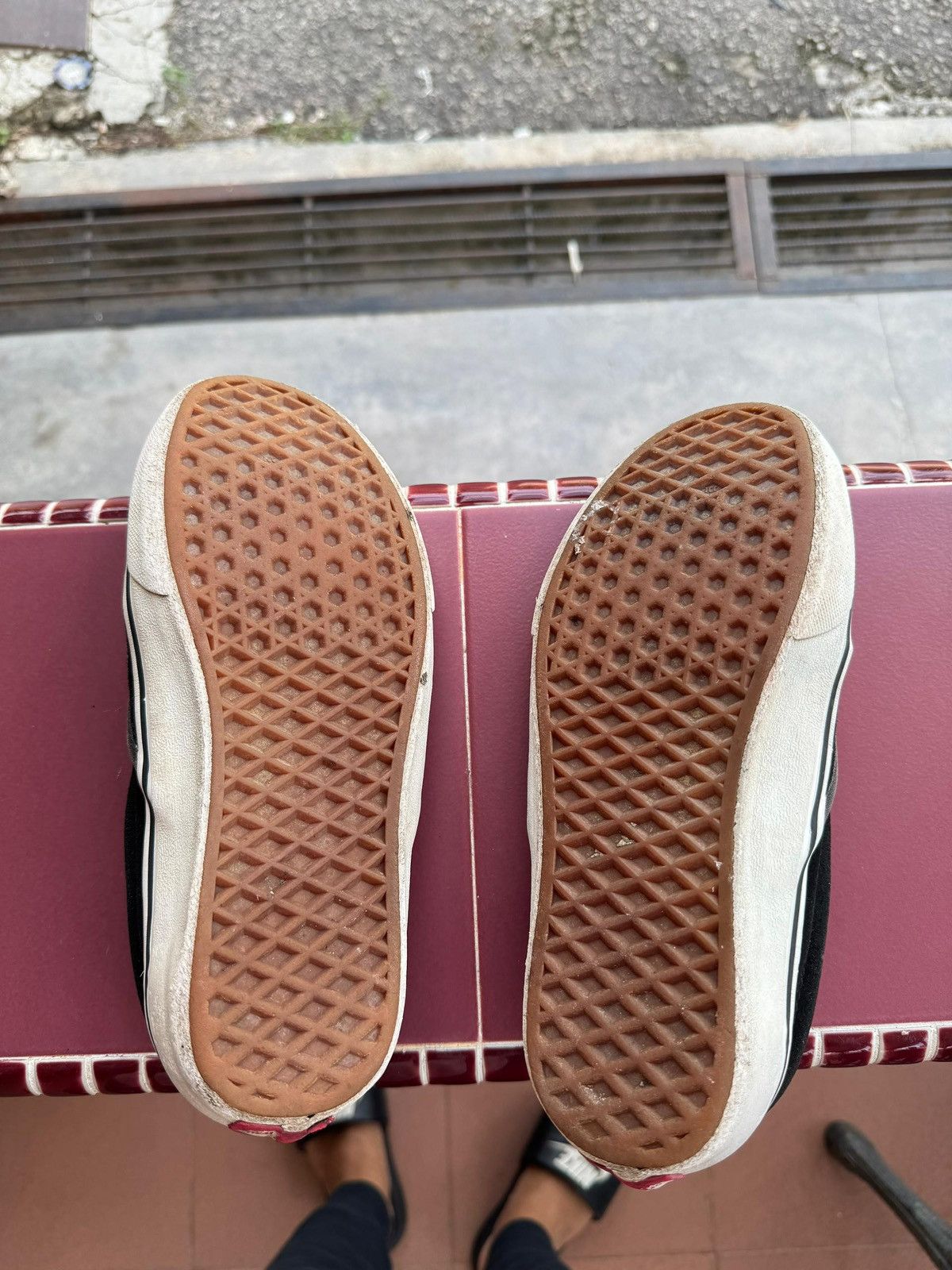 Vans Vans Slip Ons Jaw Bones Shoes Size US 8 / IT 38 - 4 Thumbnail