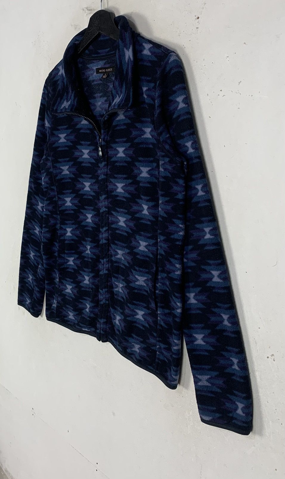 Uniqlo Uniqlo JapaneseBrand Outdoor Streetwear Micro Fleece Jacket Size S / US 4 / IT 40 - 4 Thumbnail