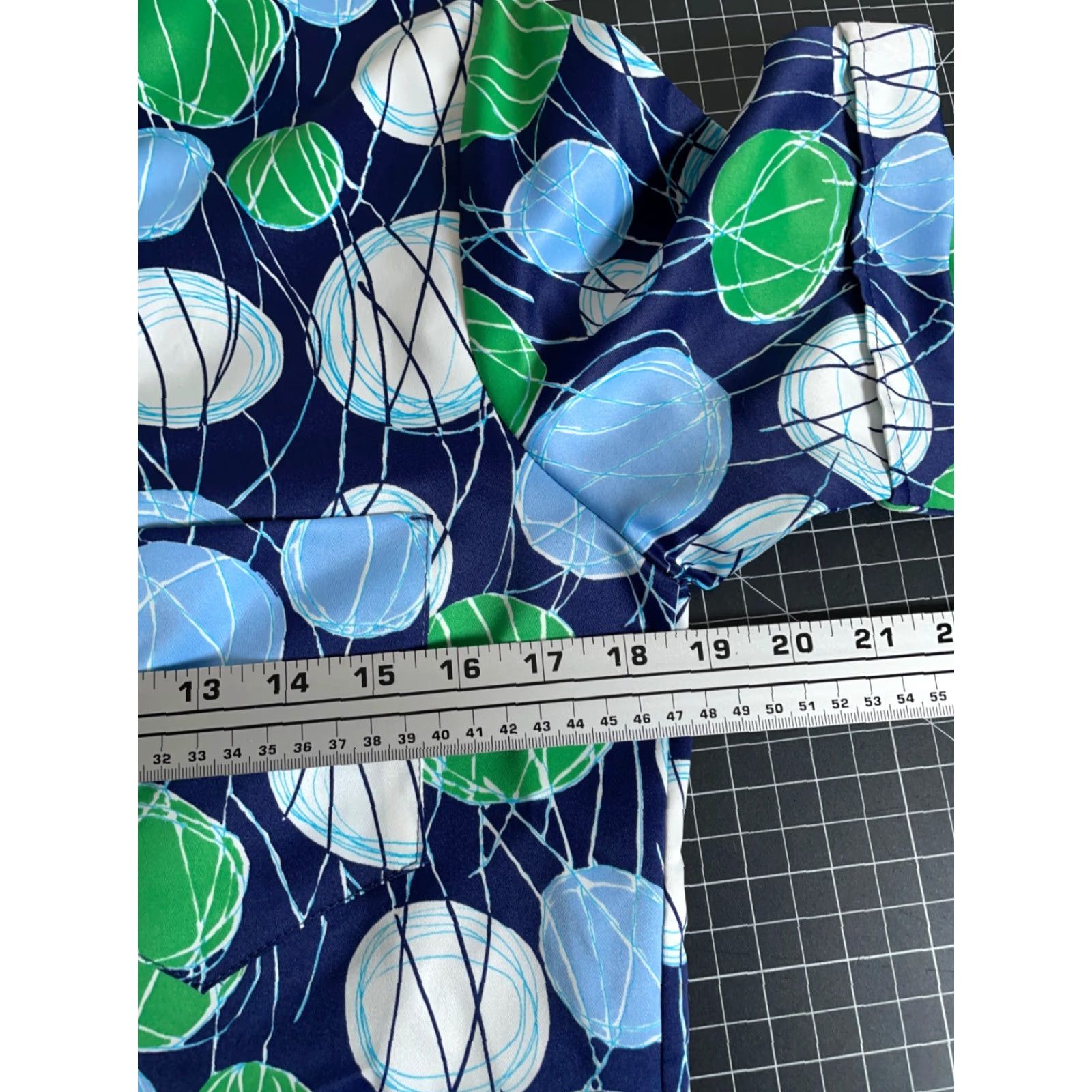 Vintage VTG Mr. Jan Geometric Pattern Shirt Adult Small Blue Green 60s 70s Vintage Casual Button-Up Mens Short Sleeve Collared - Polyester Size US S / EU 44-46 / 1 - 5 Thumbnail