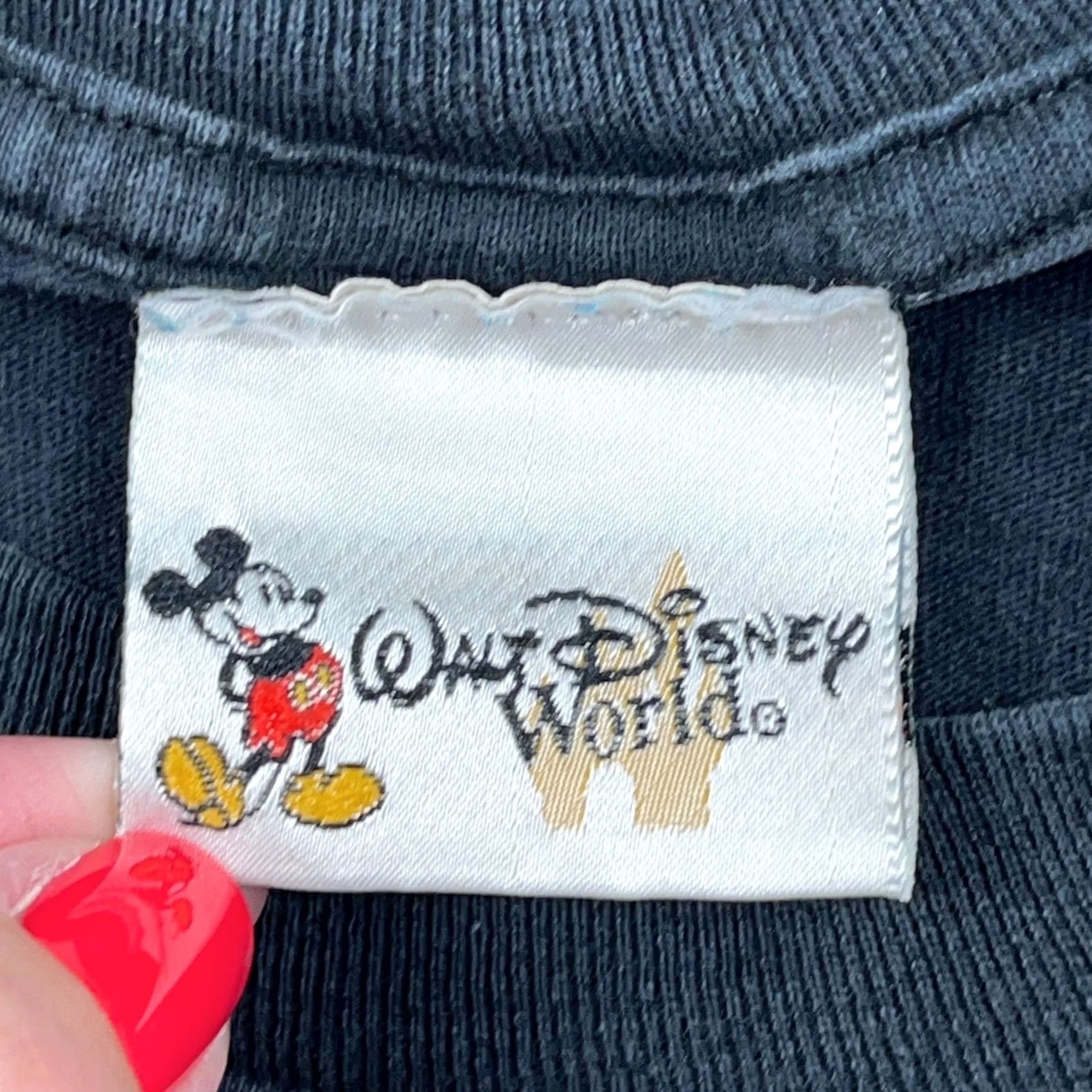 Disney VINTAGE Disney Tower of Terror Shirt Men L Black 2000s 90s Mickey Mouse Disney Theme Finding Nemo Size US L / EU 52-54 / 3 - 6 Thumbnail