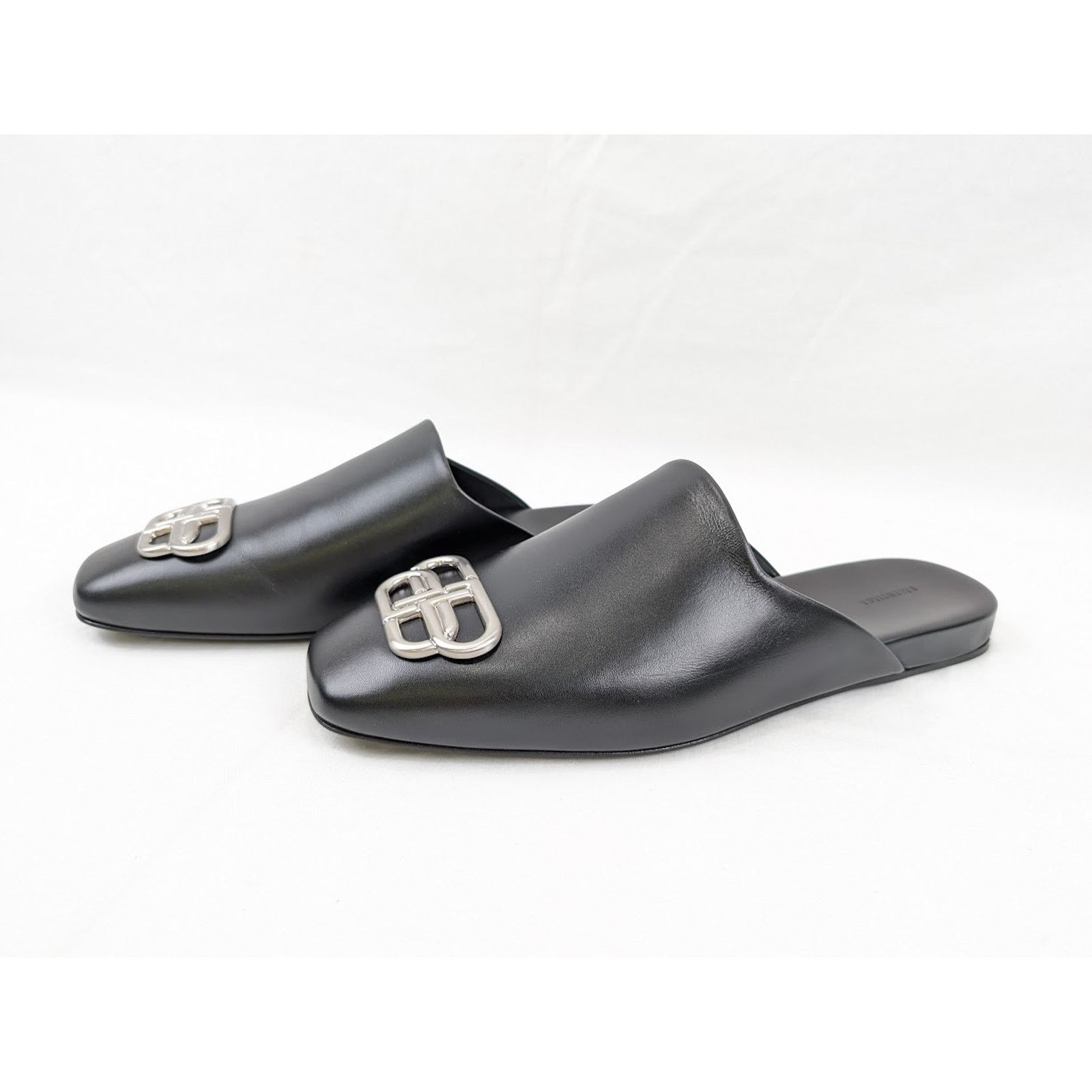 Balenciaga o1rshd1 Q:3 / Cosy BB Mules in Black/Nikel Size US 10 / EU 43 - 15 Thumbnail