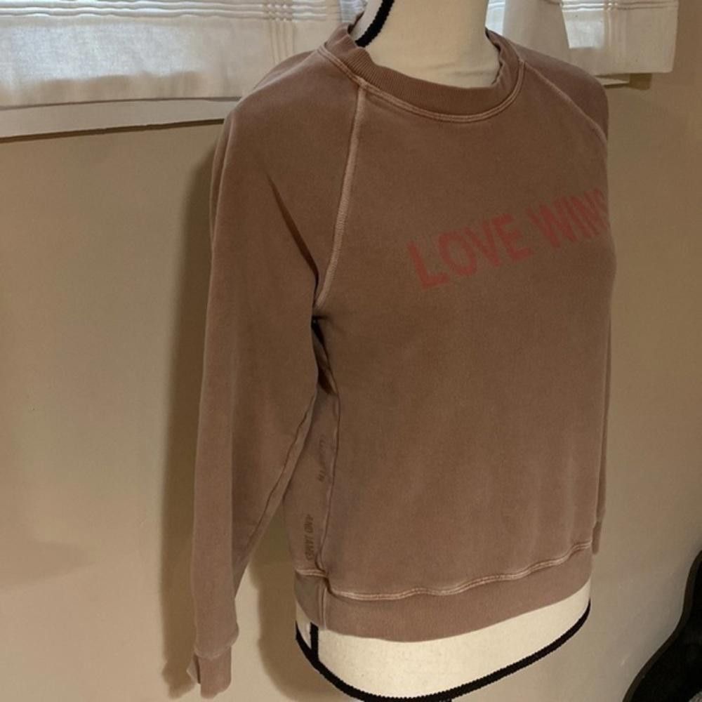 Elizabeth and James Elizabeth and James XS Love Wins crewneck VGUC Size XS / US 0-2 / IT 36-38 - 5 Thumbnail
