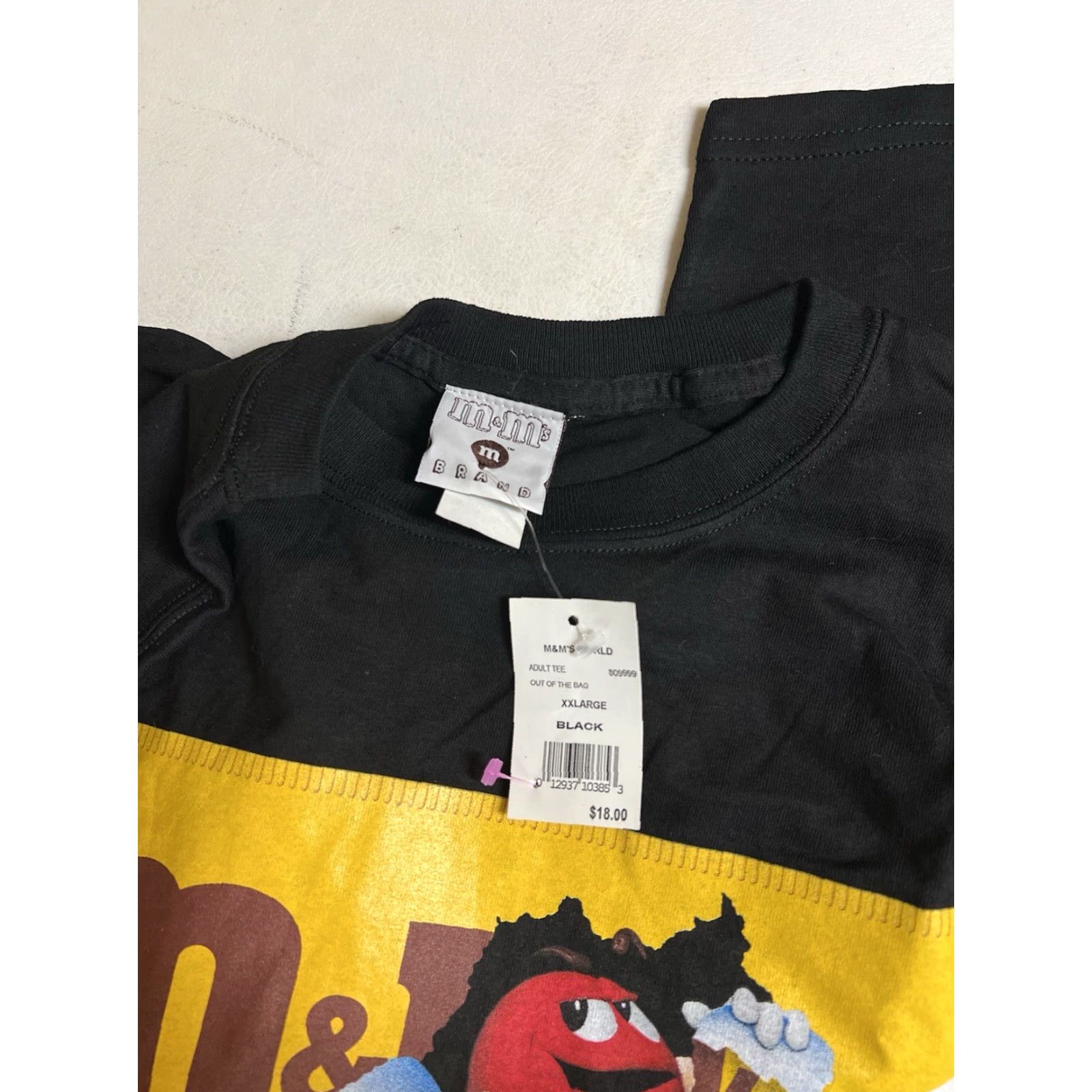 Vintage VINTAGE M&M’s World Las Vegas Mens Black T Shirt 2XL The M is out of The Bag Shirt 2XL Mens Black M&M’s Graphic Tee Candy 1990s? Size US XXL / EU 58 / 5 - 5 Thumbnail