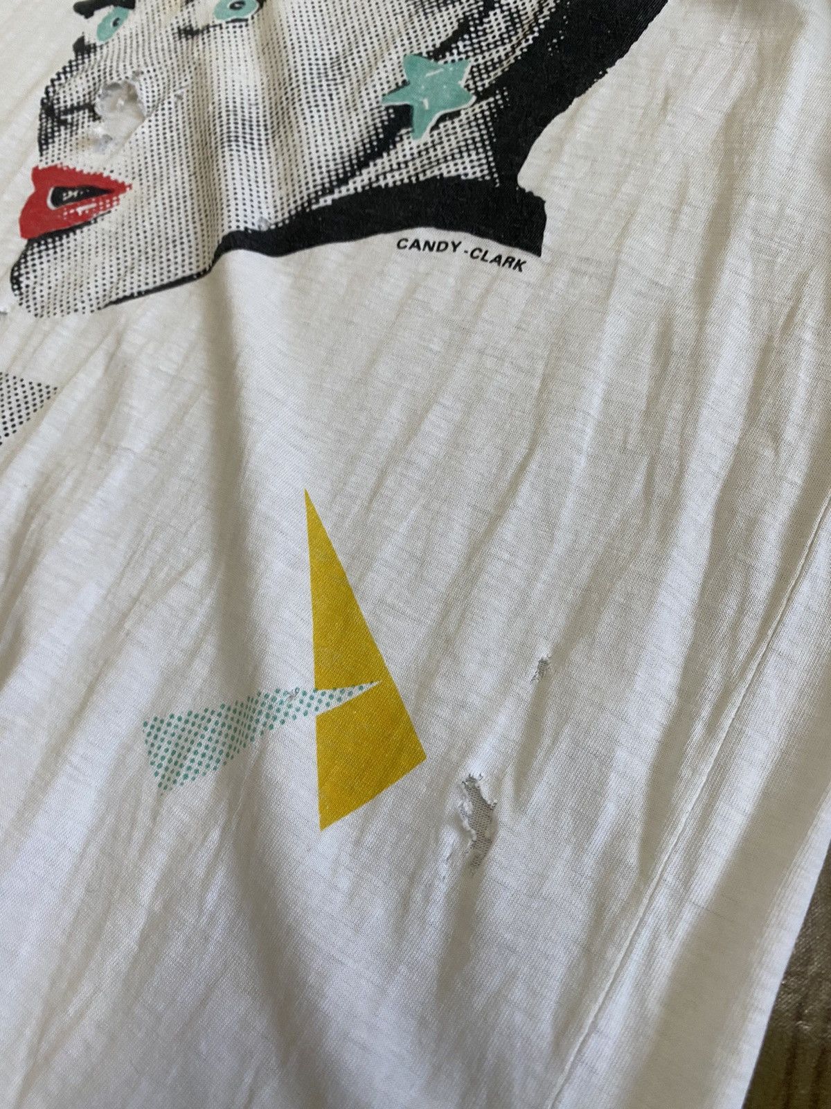 Vintage Vintage Candy Clark Distressed Tee Size US M / EU 48-50 / 2 - 4 Thumbnail