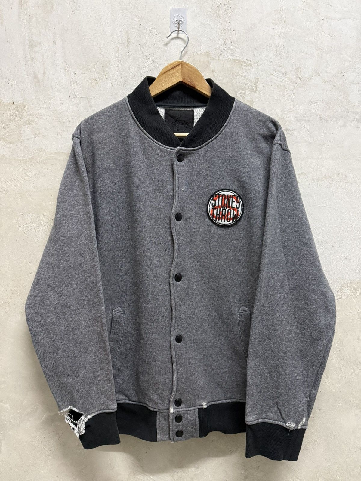 Stussy Distressed 2000s Stussy RIP J Dilla Memorial Stone Throw Size US XL / EU 56 / 4 - 3 Thumbnail