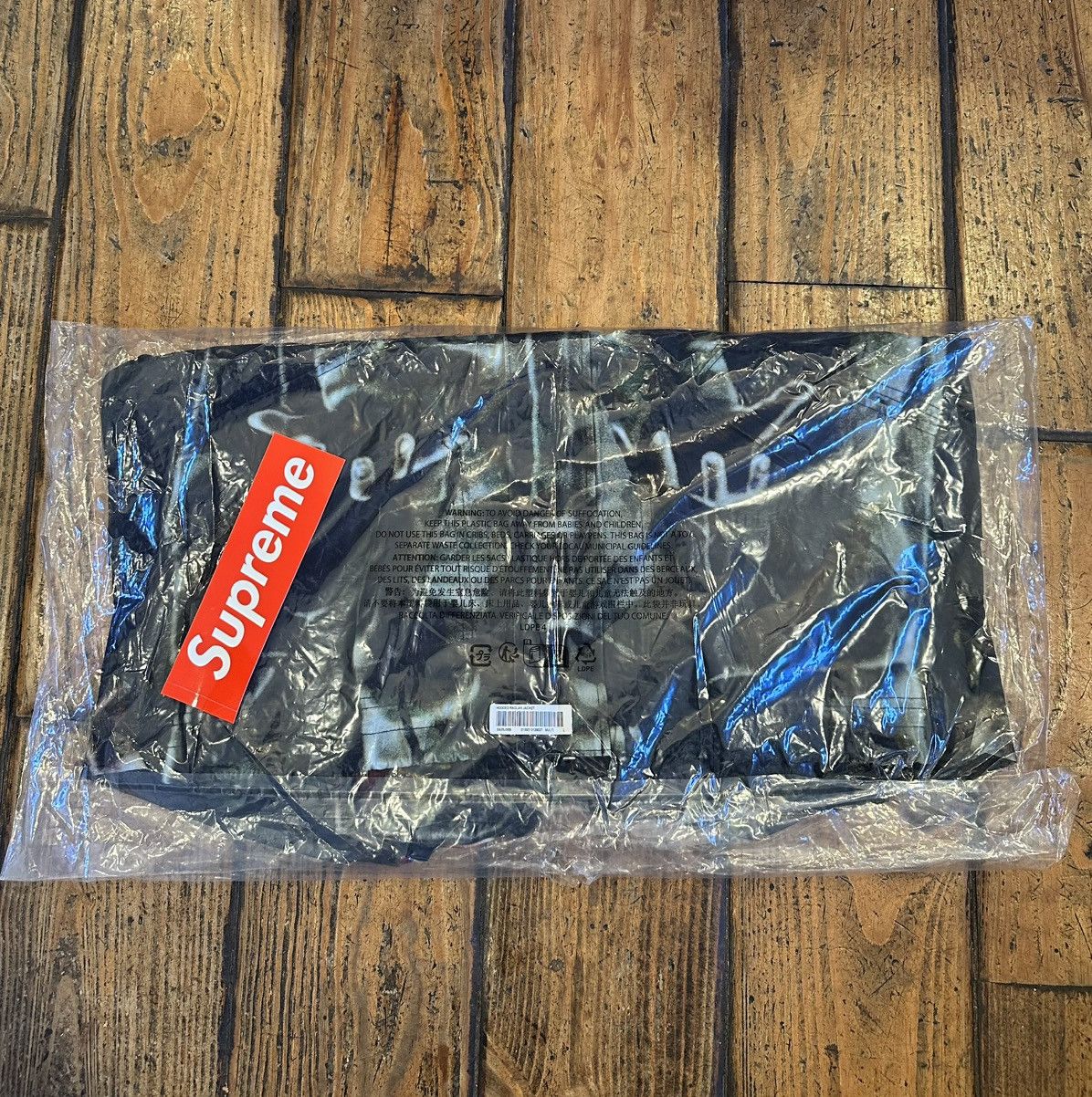Supreme Supreme Hooded Raglan Jacket Art Dealer Size US L / EU 52-54 / 3 - 3 Thumbnail