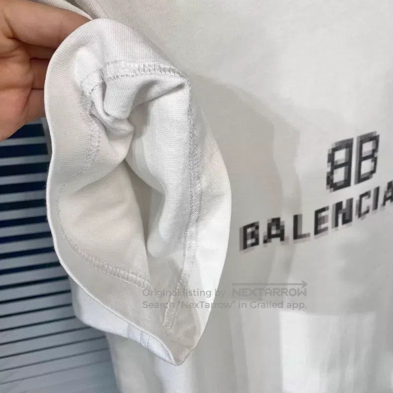 Balenciaga Balenciaga White Short Sleeve T-Shirt with Double B Mosaic Size US XS / EU 42 / 0 - 4 Thumbnail