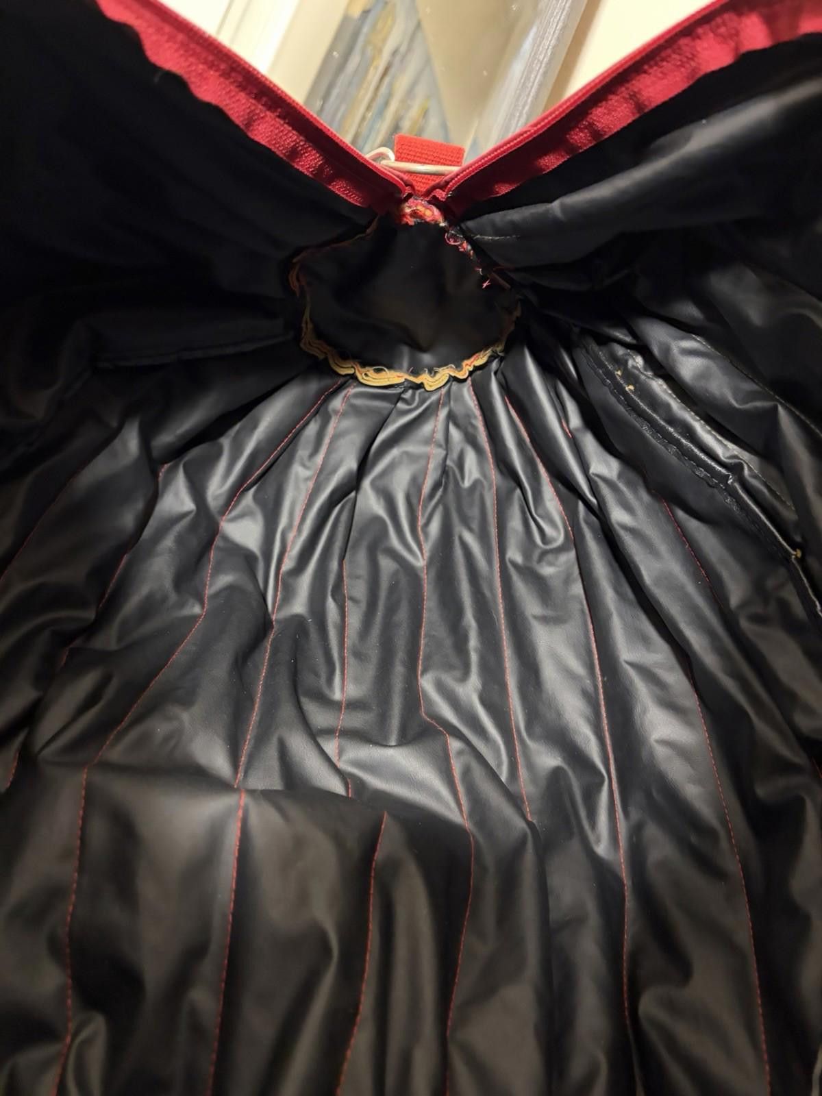 Dior Vtg Dior Sports Boston Bag, Puffy Blimp Cut, Weird+Wonderful Size ONE SIZE - 12 Thumbnail
