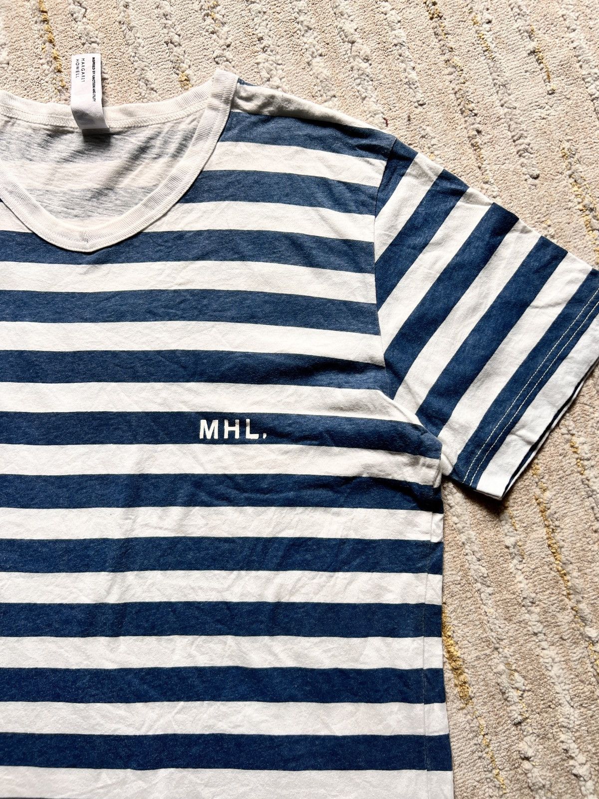 Margaret Howell Margaret Howell Basic Stripe Vneck Tshirt Size US M / EU 48-50 / 2 - 3 Thumbnail