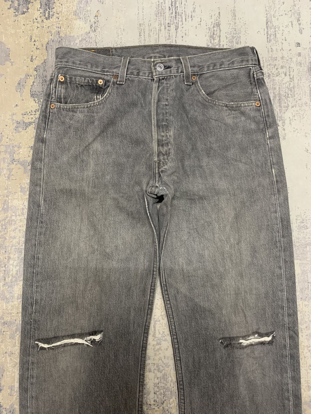 Levi's Vintage Levis 501 Distressed Denim Jeans USA W31x33 Size US 31 - 2 Thumbnail
