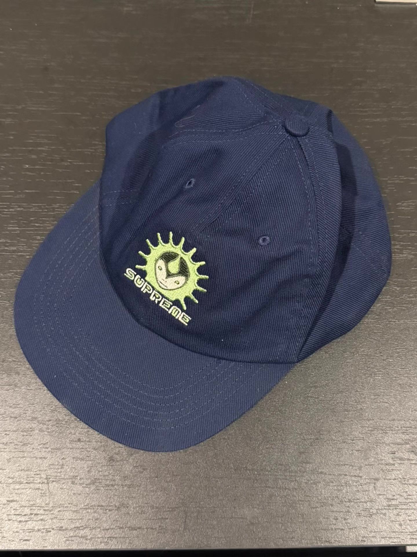 Supreme Supreme 18FW Vampire Embroidered Baseball Cap Ｑ20 Size ONE SIZE - 1 Thumbnail