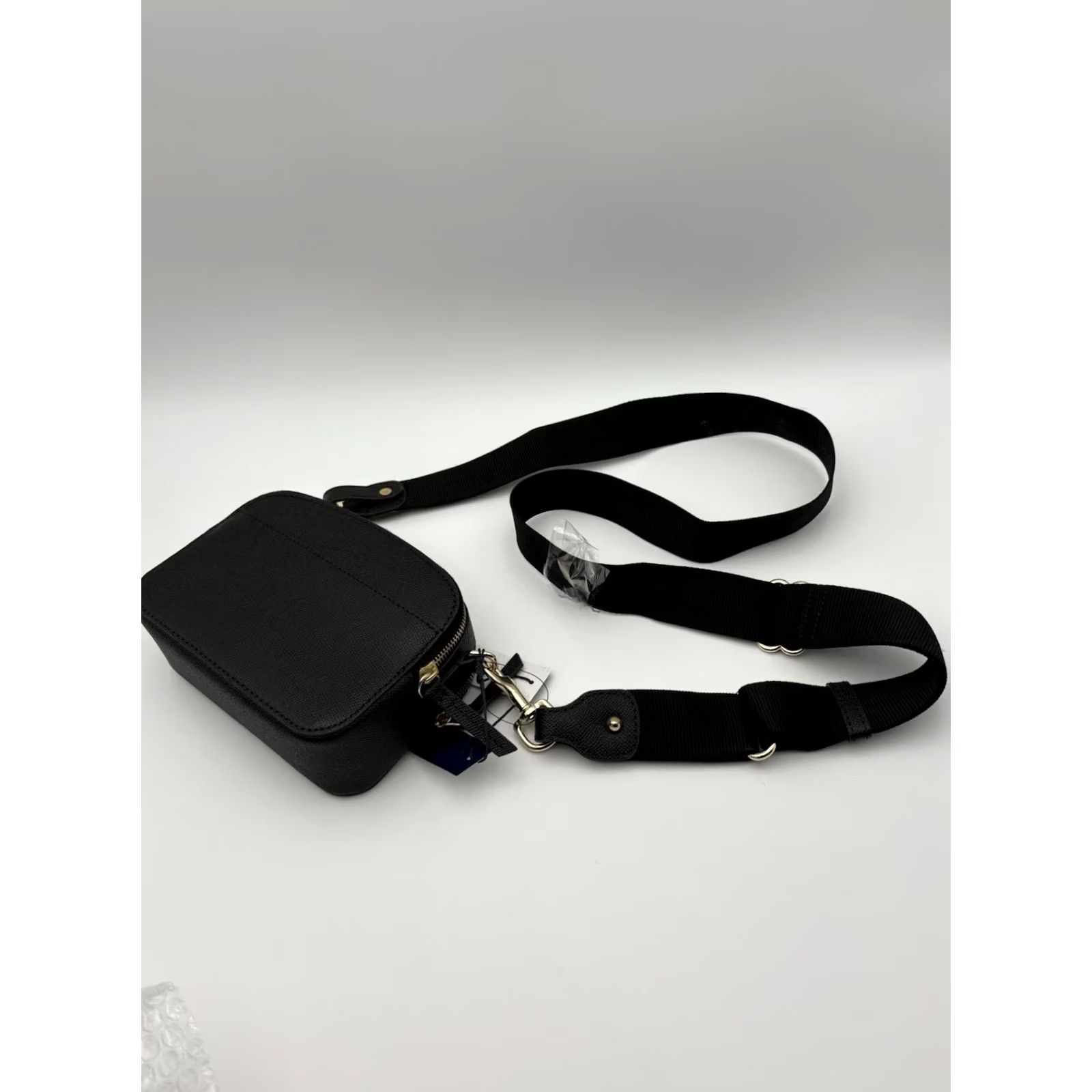 Dooney & Bourke Genuine Dooney & Bourke Ambler Crossbody Purse Leather Black Medium Women W/ Extra Bag NWT Size ONE SIZE - 3 Thumbnail