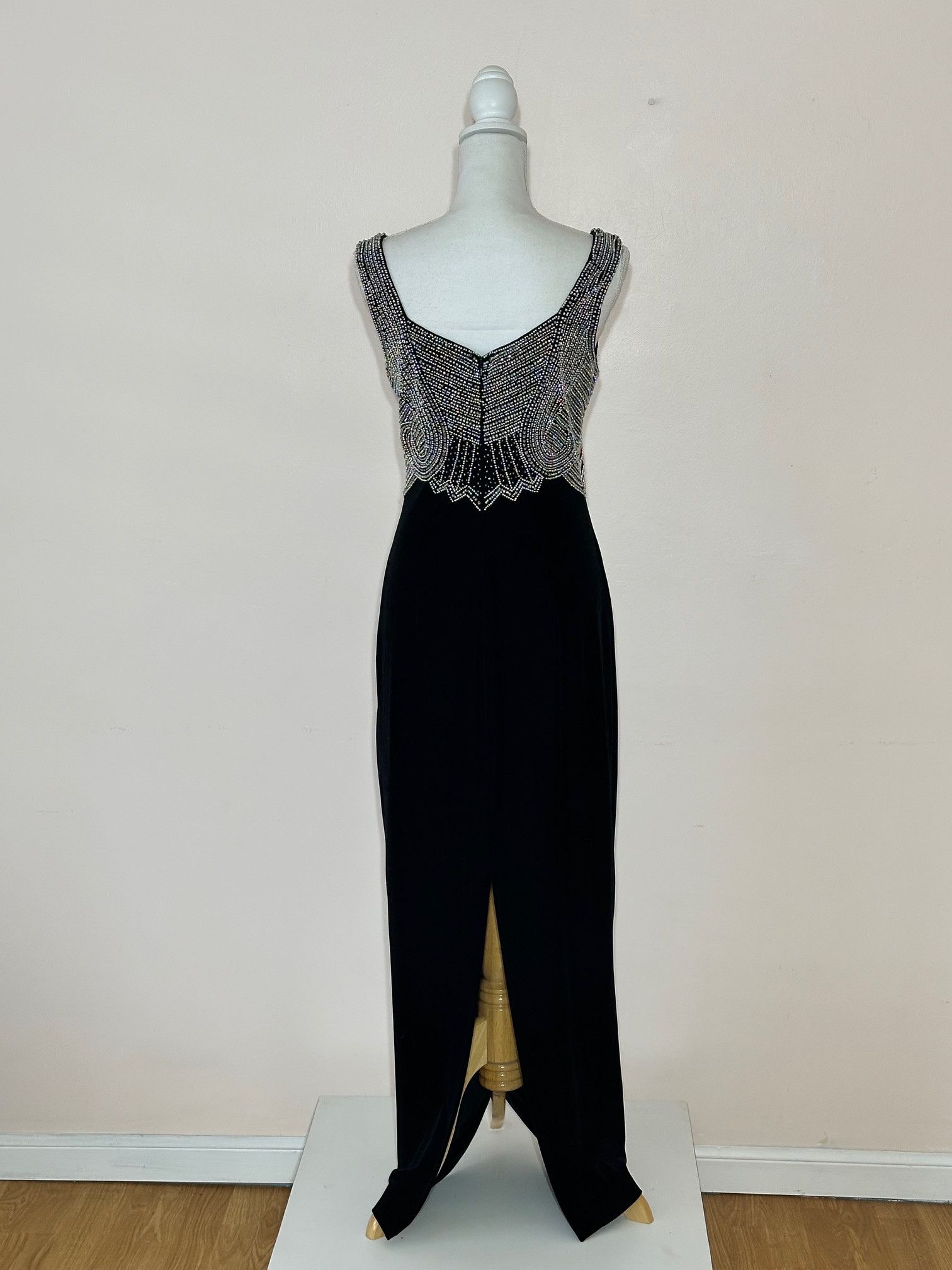 Vintage VINTAGE 90s Velvet Maxi Gown Size 10 Bead Glam Art Deco Size L / US 10 / IT 46 - 6 Thumbnail