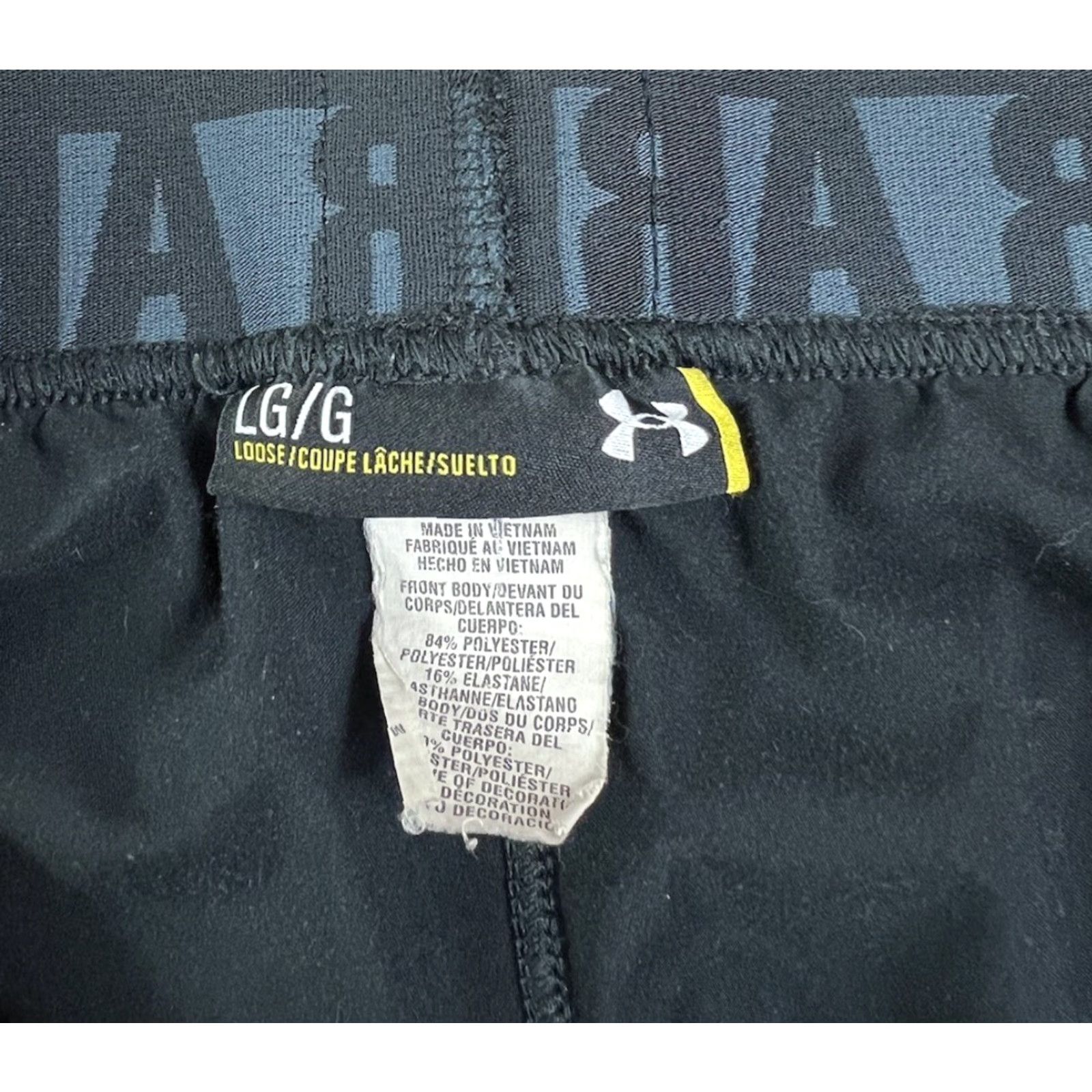 Under Armour Under Armour Mens Athletic Shorts Black Large Training Loose Combine Read Size US 33 - 6 Thumbnail
