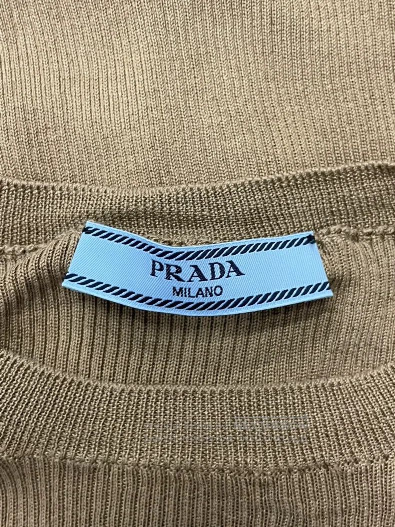 Prada Prada Khaki letter Logo knitted long sleeves Size S / US 4 / IT 40 - 4 Thumbnail