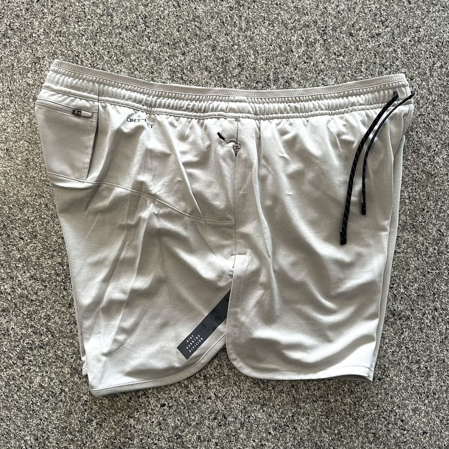 Nike Nike Stride Running Shorts Mens XL Dri-FIT 4" Grey Size US 36 / EU 52 - 4 Thumbnail
