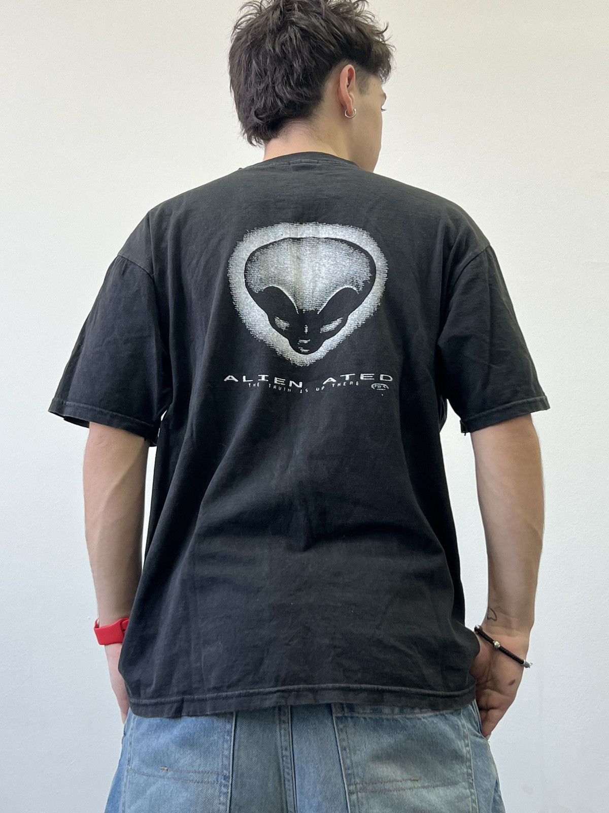 Alien Workshop × Band Tees × Vintage Vintage Alien Workshop Big Head T shirt Medium Alienated Size US M / EU 48-50 / 2 - 2 Thumbnail