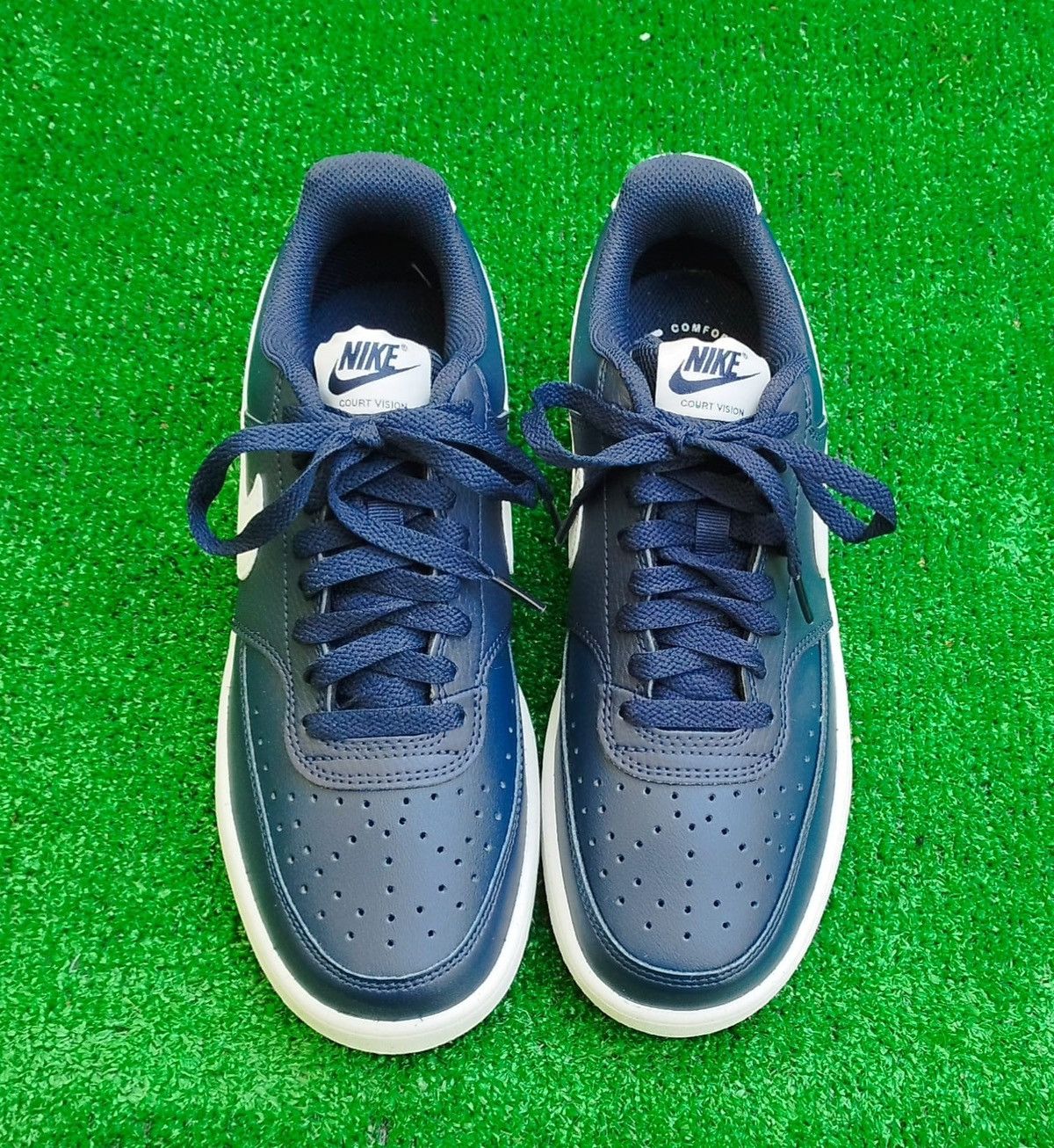 Nike Shoes Nike Size US 7 / EU 40 - 2 Thumbnail
