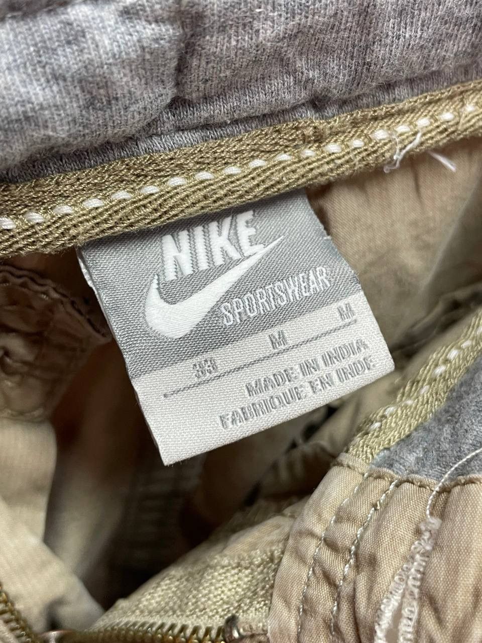 Nike 90’s Vintage Nike Cargo Shorts Size US 33 - 8 Thumbnail