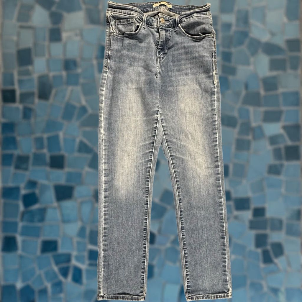 Levi's Levi's Jeans Skinny Women's 8 Mid Rise Classic Fit Stretch Denim Grunge Blue 5-Pocket Mens Womens Girls Accessories Belt Loops Denim jean Size 30" / US 8 / IT 44 - 1 Thumbnail